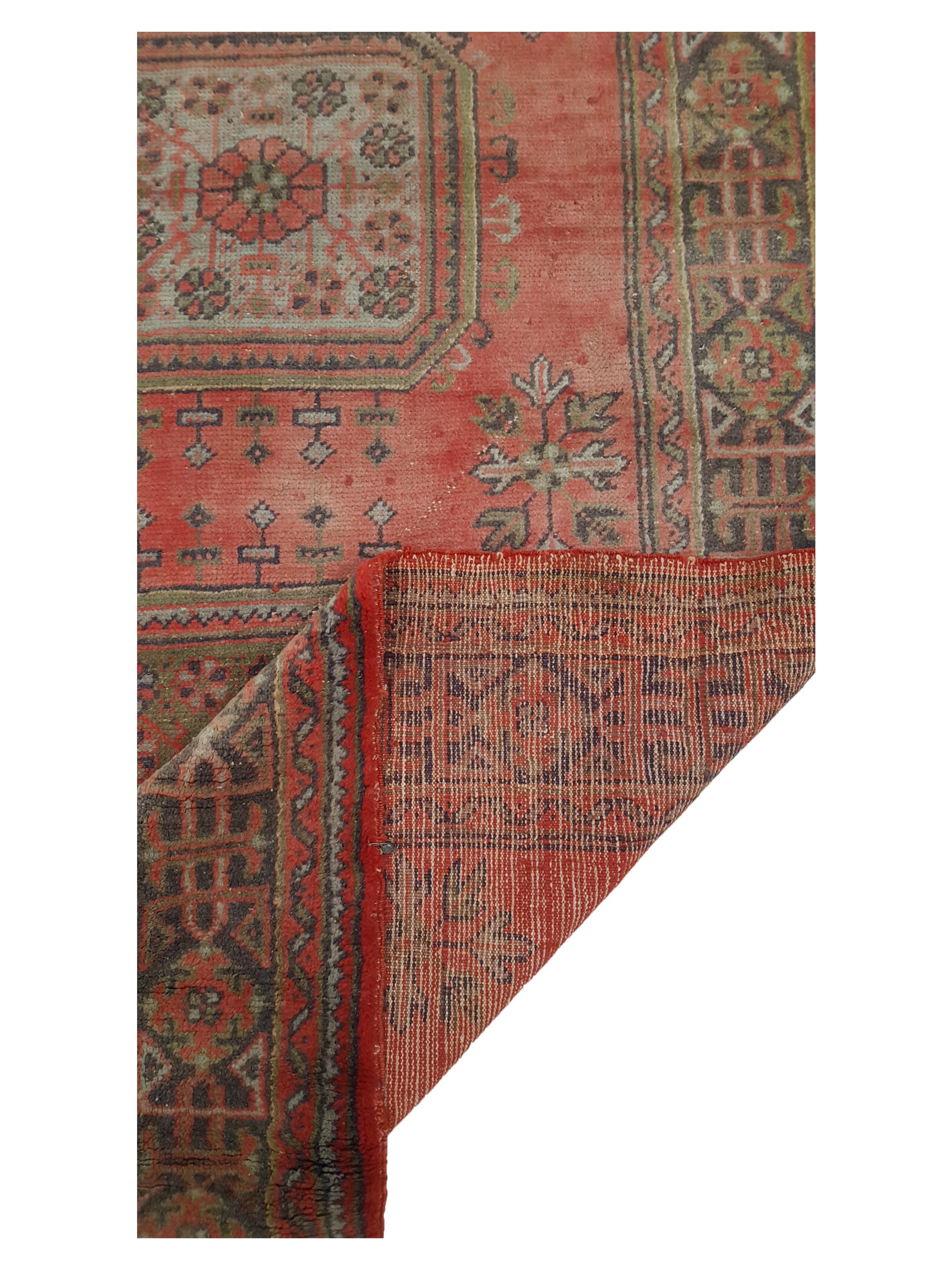 Antique Ushak Rust 5x12 - Image 3 of 7