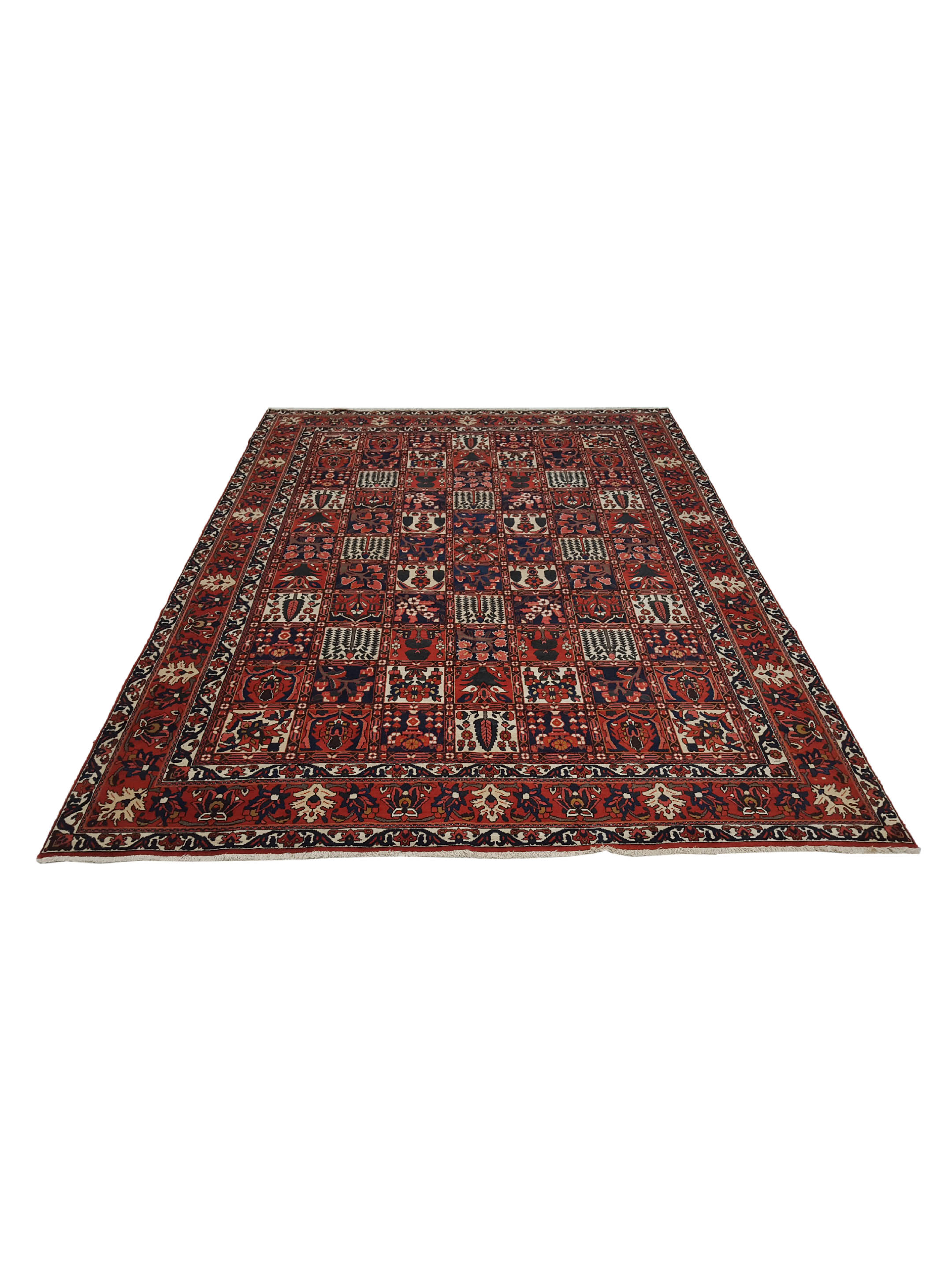 Bakhtiyari Hand Knotted Red 10x14 - Image 2 of 6