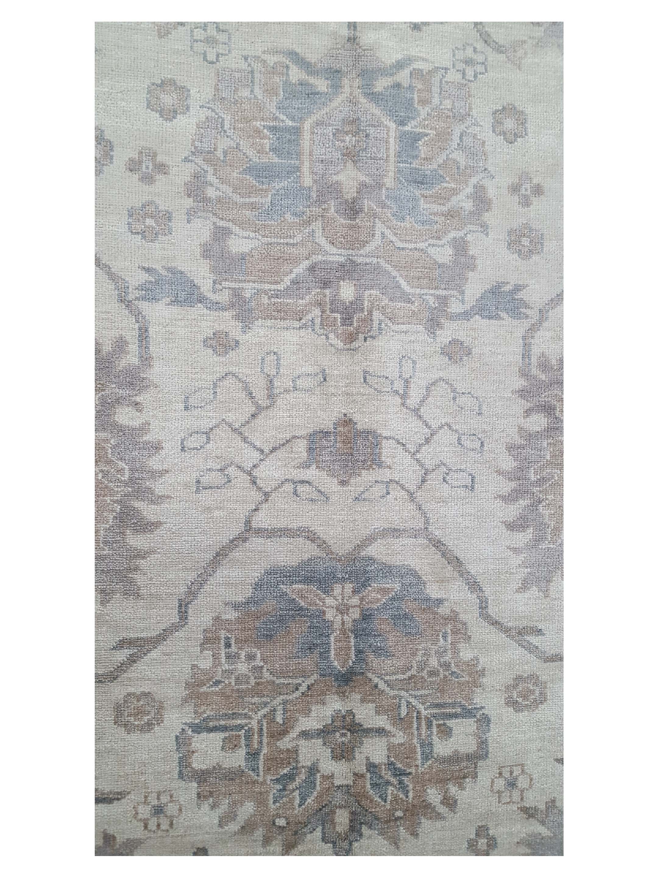 Chobi Silk Hand Knotted Ivory 8x10 - Image 5 of 6