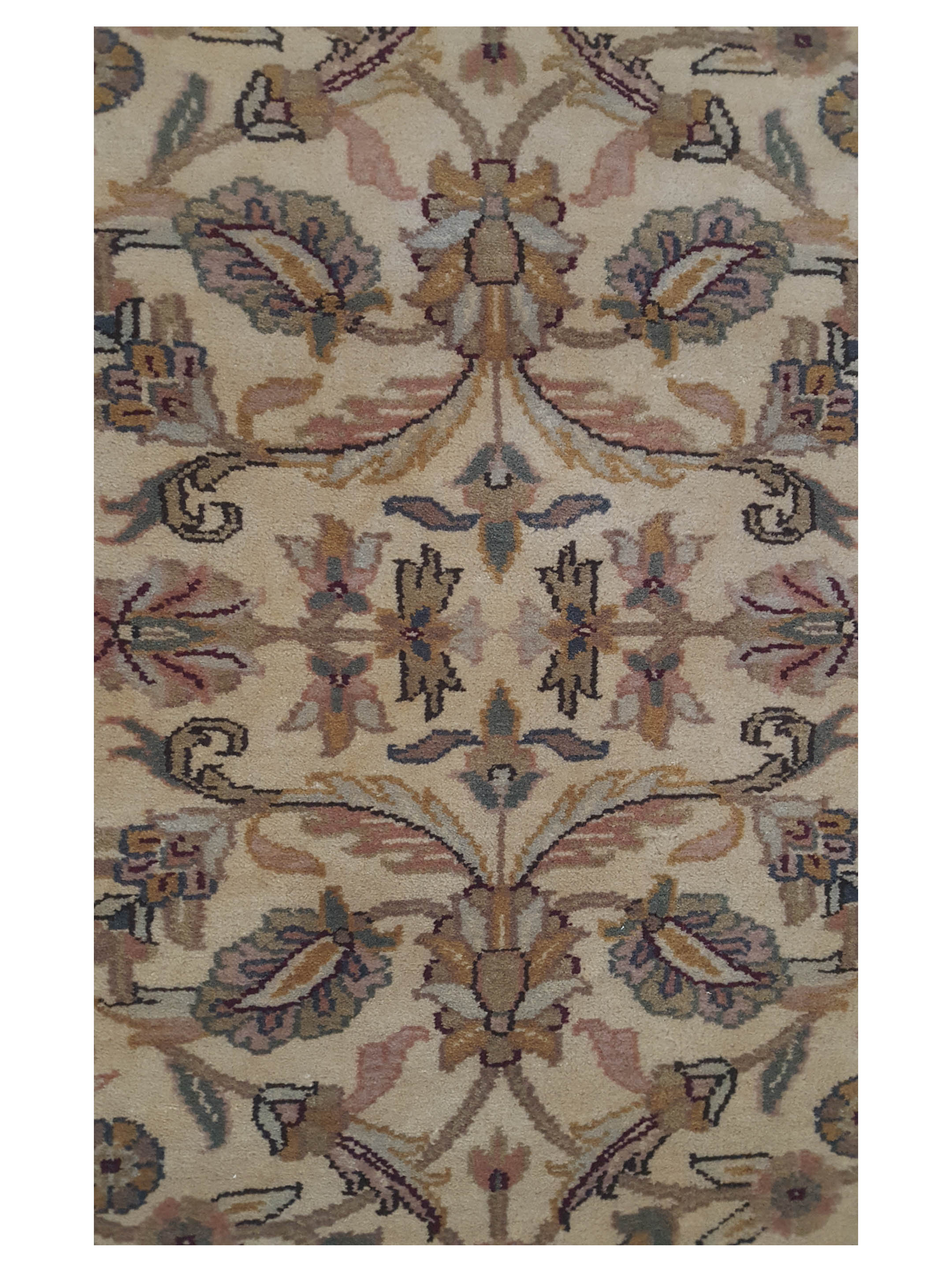Royal Hand Knotted Ivory 4x6 - Image 4 of 6