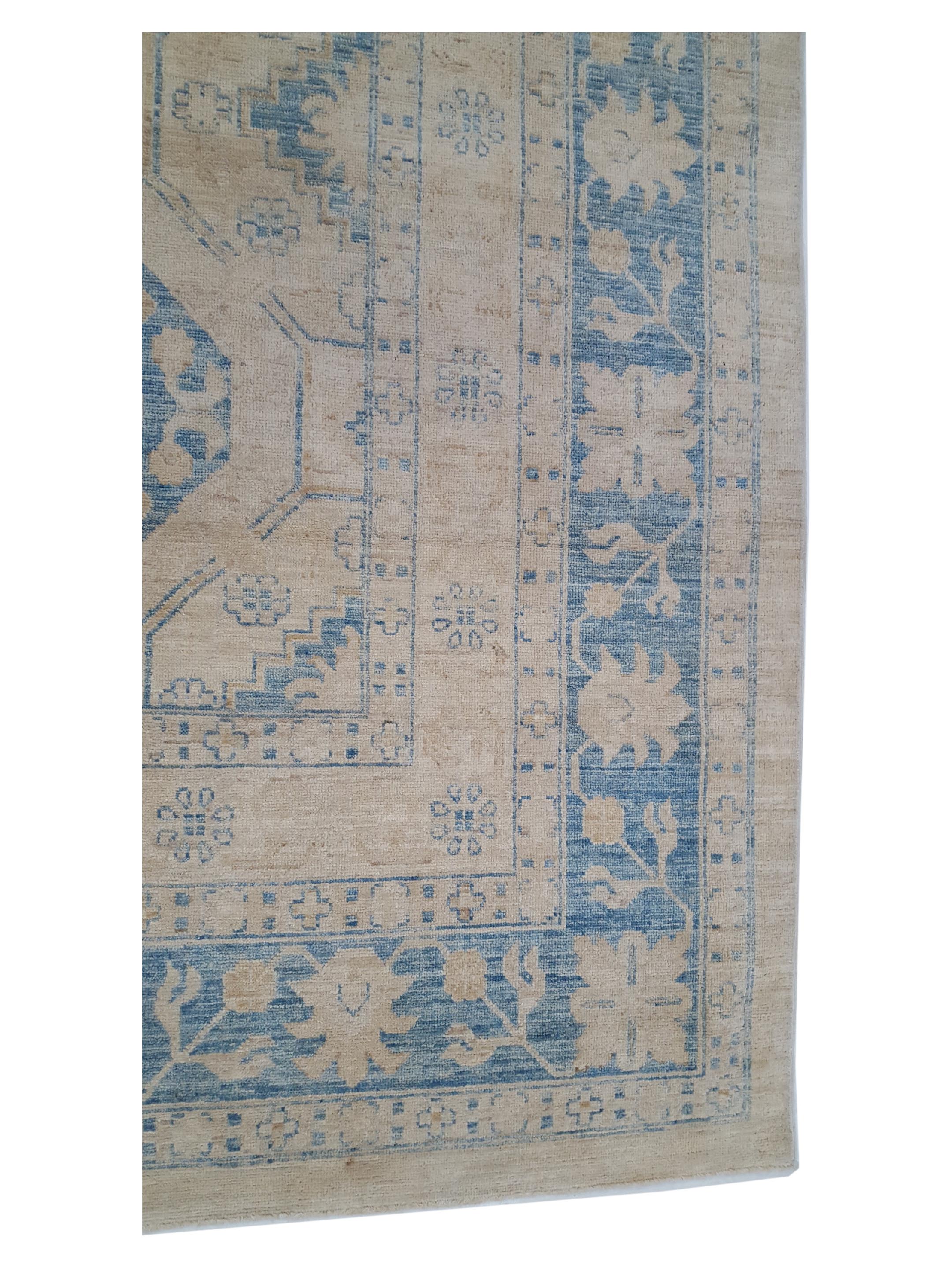 Ushak Wool Weft Hand Knotted Ivory 12x18 - Image 4 of 6
