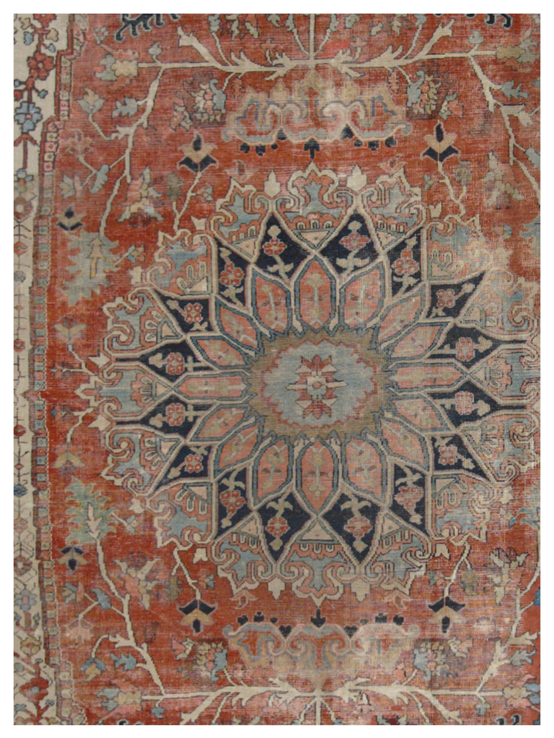 Antique Serapi Beige 10x13 - Image 3 of 5