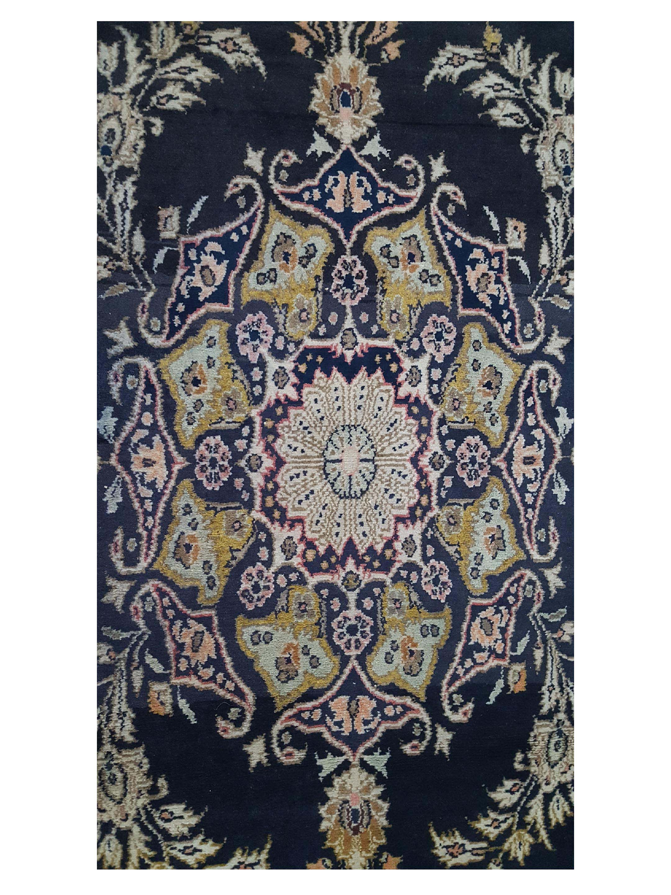 Malayer Hand Knotted Navy 4x9 - Image 5 of 6