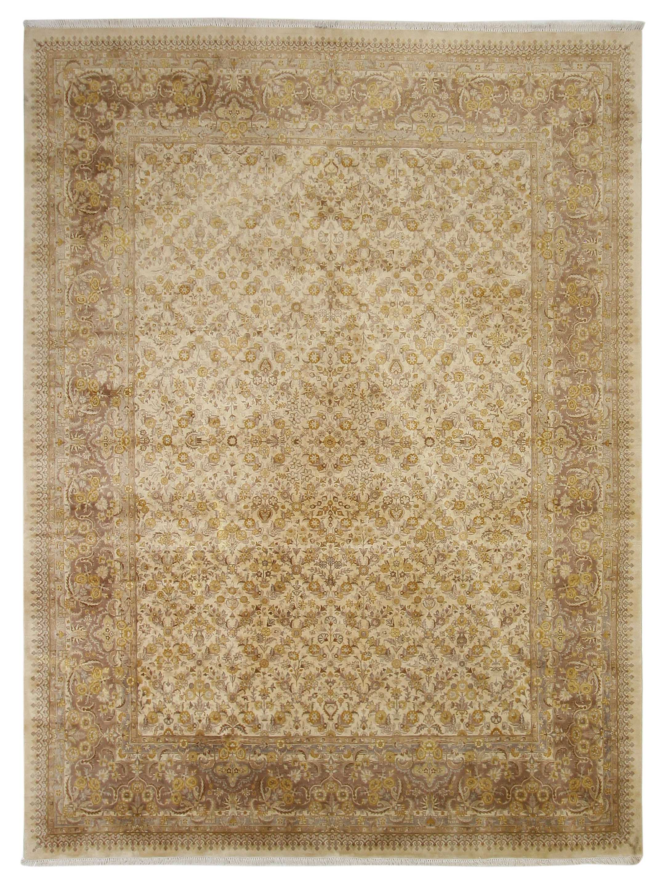 Classic Hand Knotted Gold 10x14