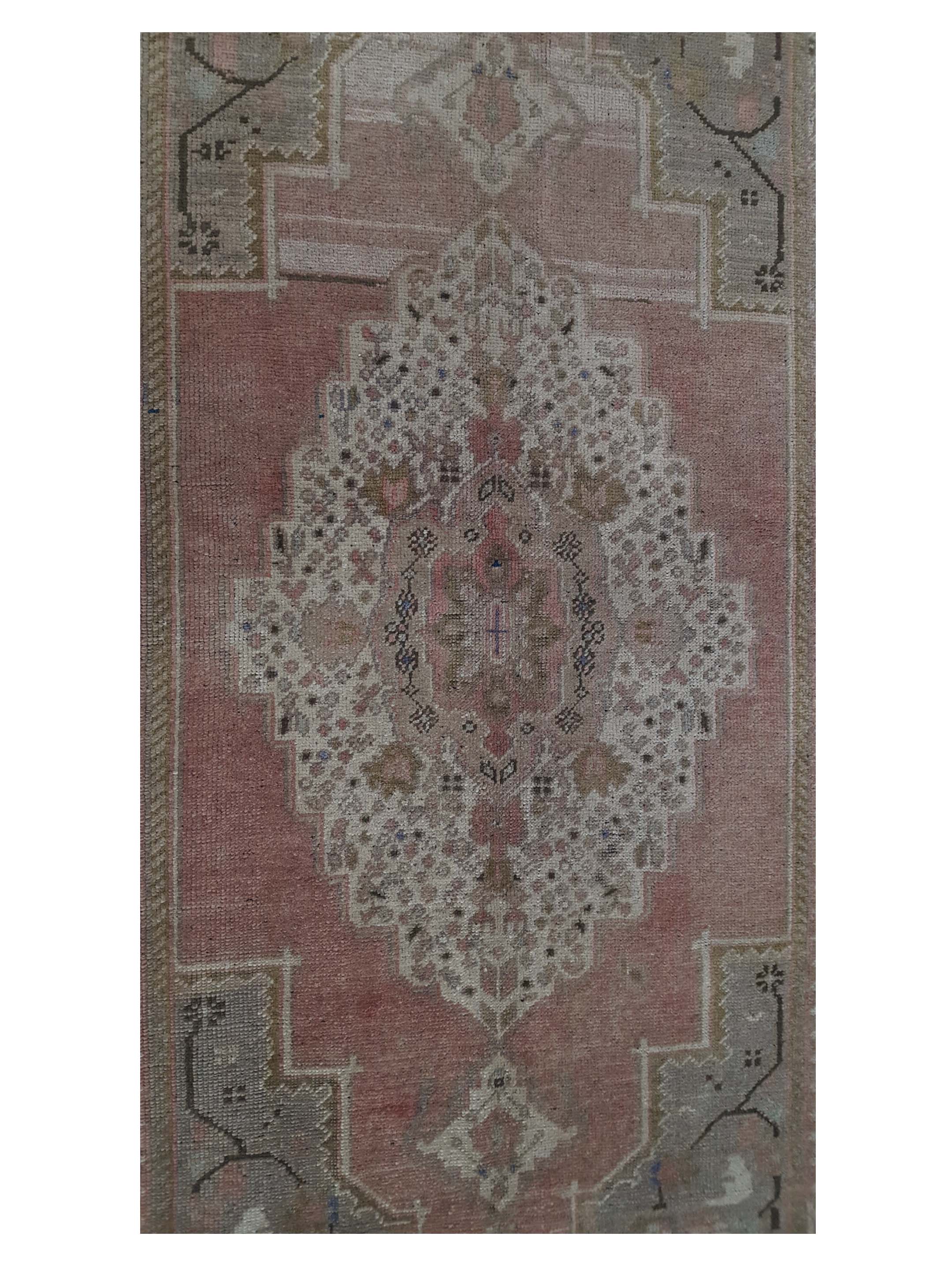Anatolian Hand Knotted Coral 5x8 - Image 5 of 6