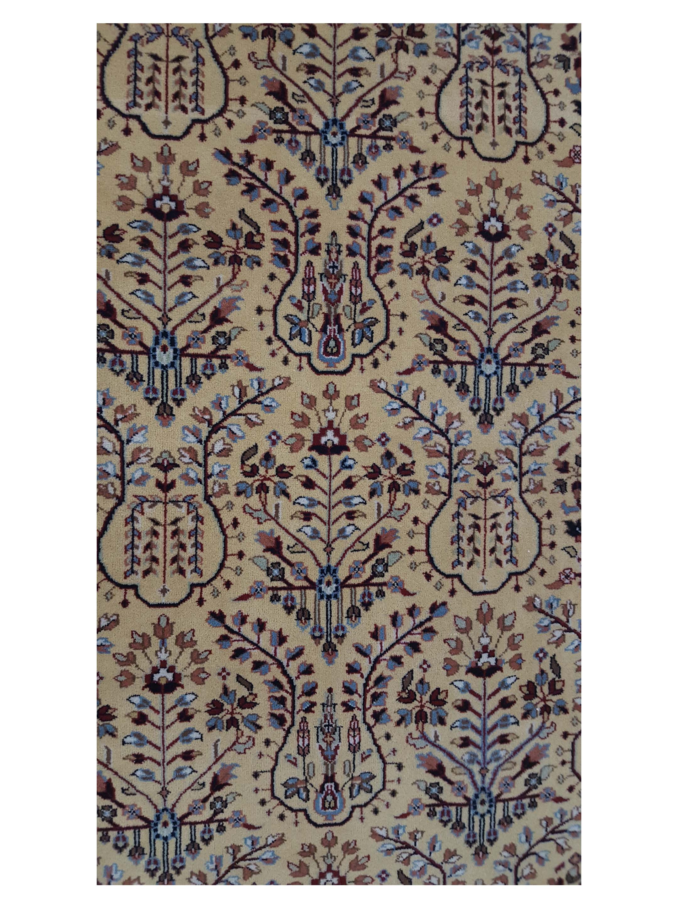 Sarouk Hand Knotted Gold 4x6 - Image 5 of 6