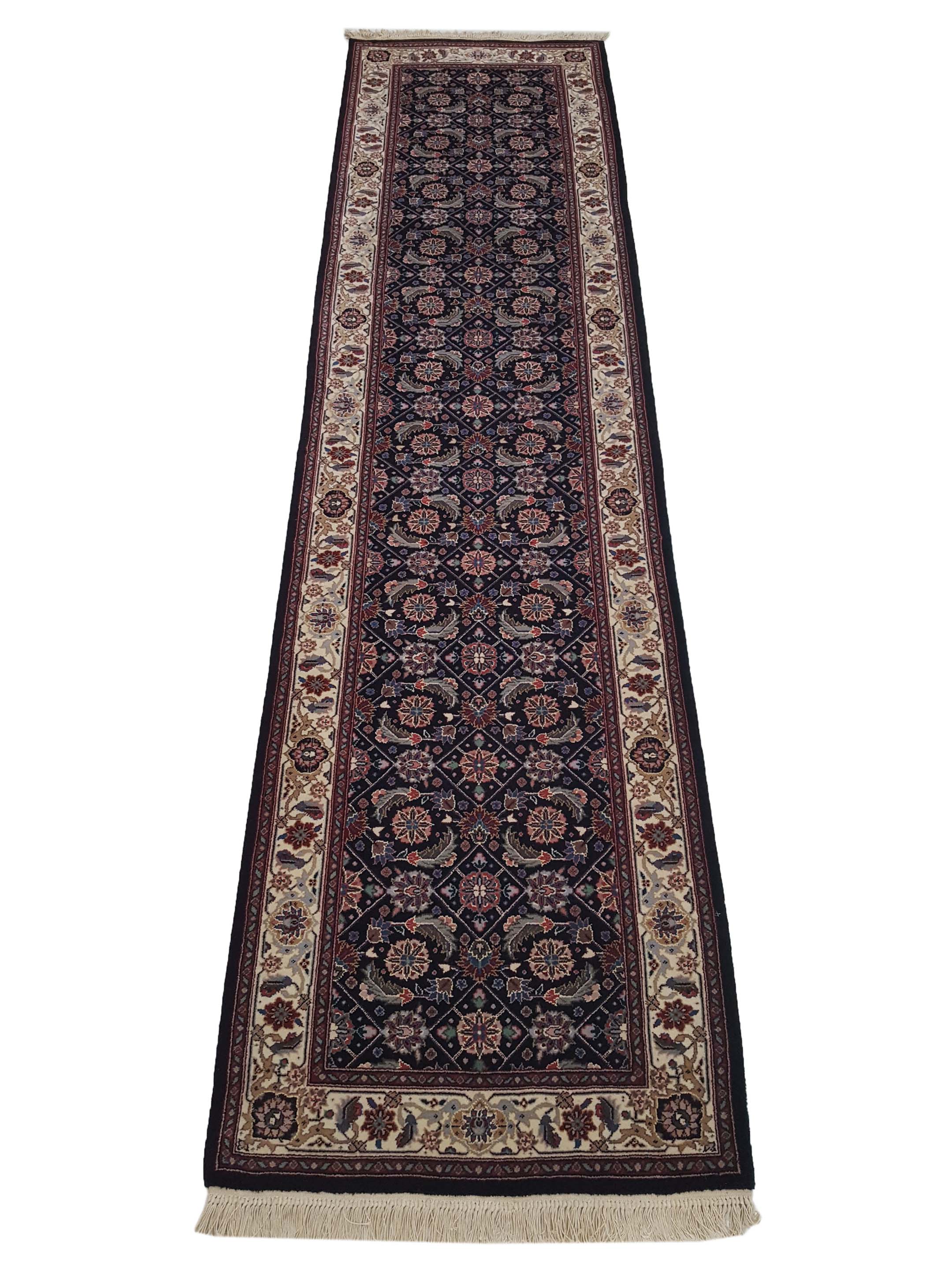 Chinese 160L Hand Knotted Black 2.6x10 - Image 2 of 6