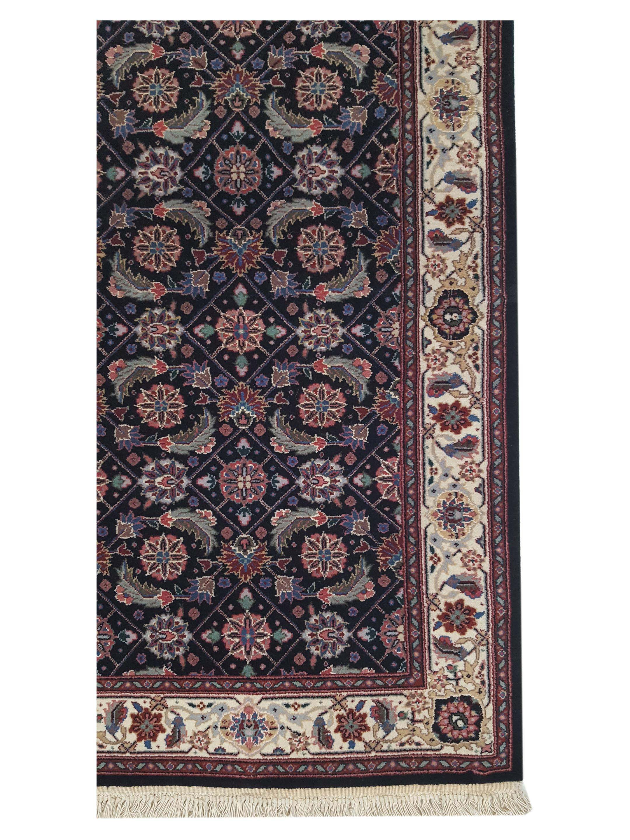 Chinese 160L Hand Knotted Black 2.6x10 - Image 4 of 6