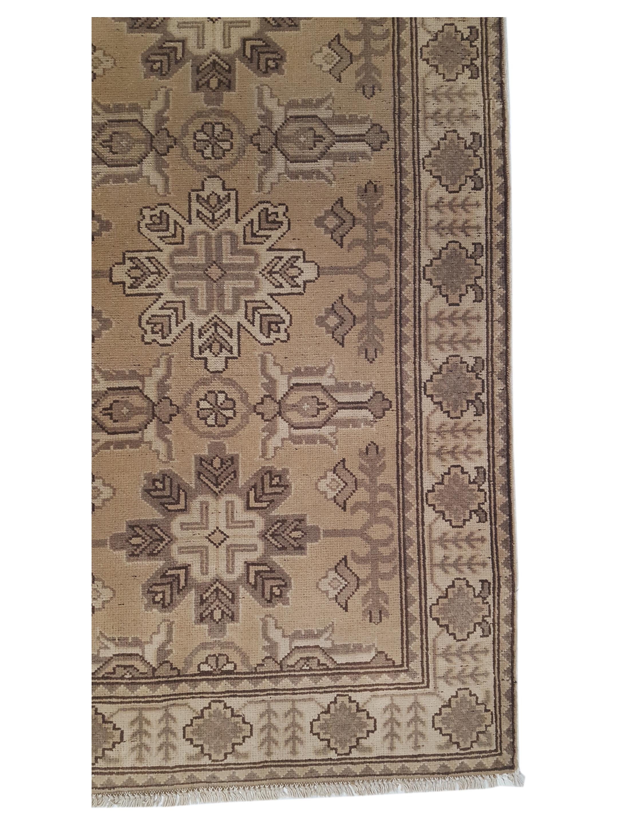 Shirvan Hand Knotted Beige 2.6x9 - Image 4 of 6