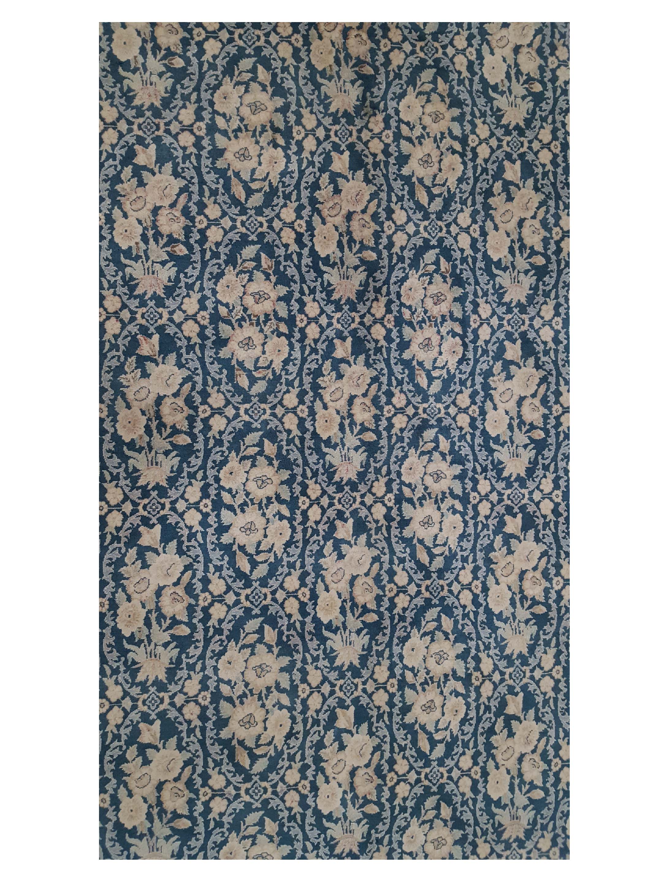 Classic Hand Knotted Green 10x14 - Image 5 of 6