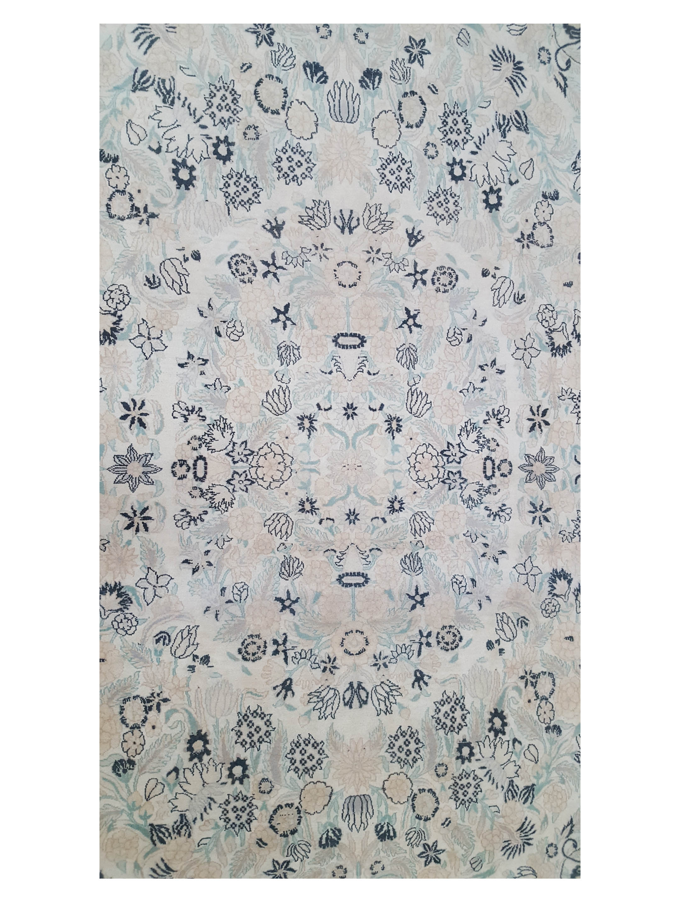 Classic Hand Knotted Ivory 12x18 - Image 5 of 7