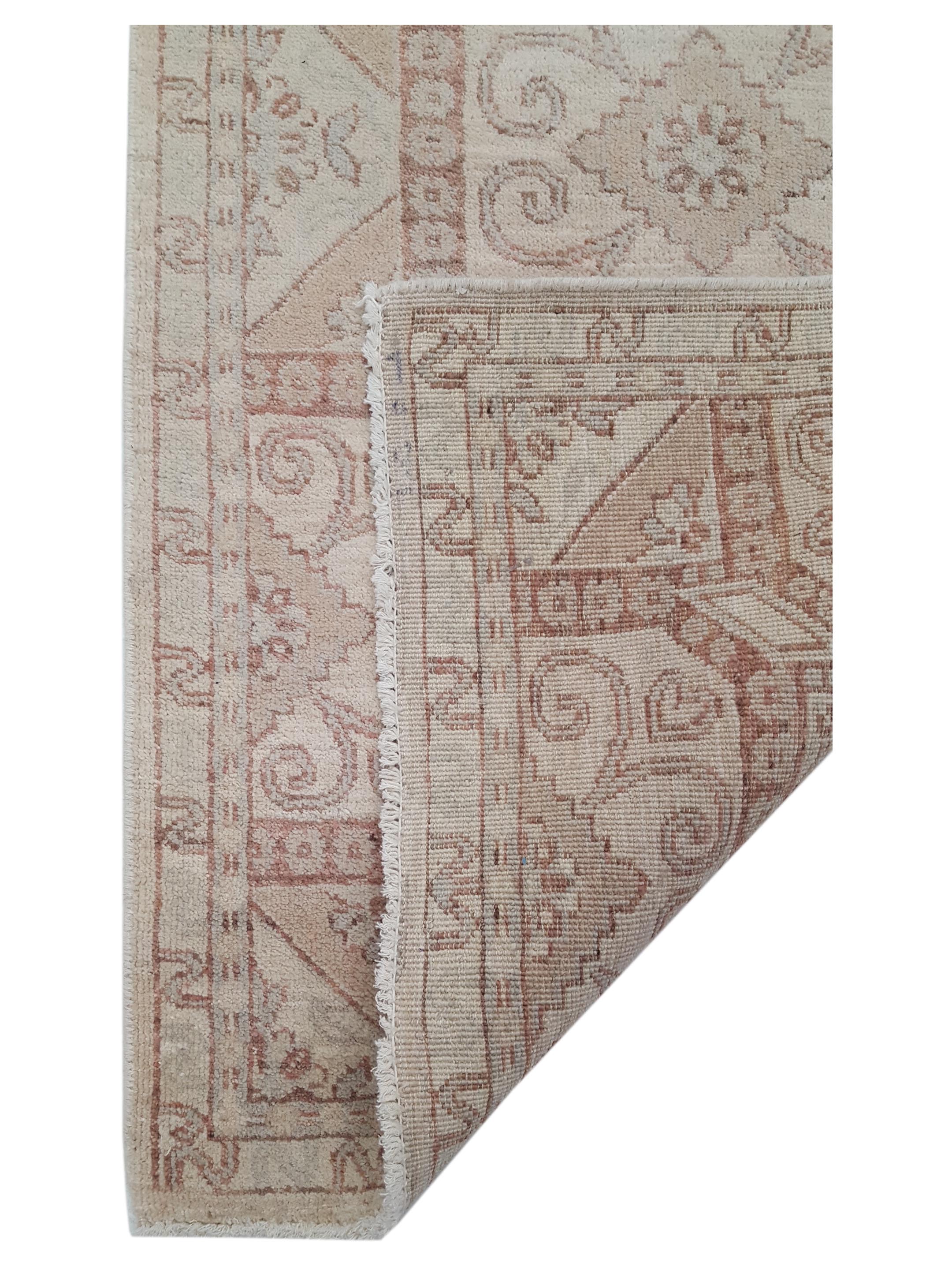 Khotan Hand Knotted Ivory 3x10 - Image 3 of 5