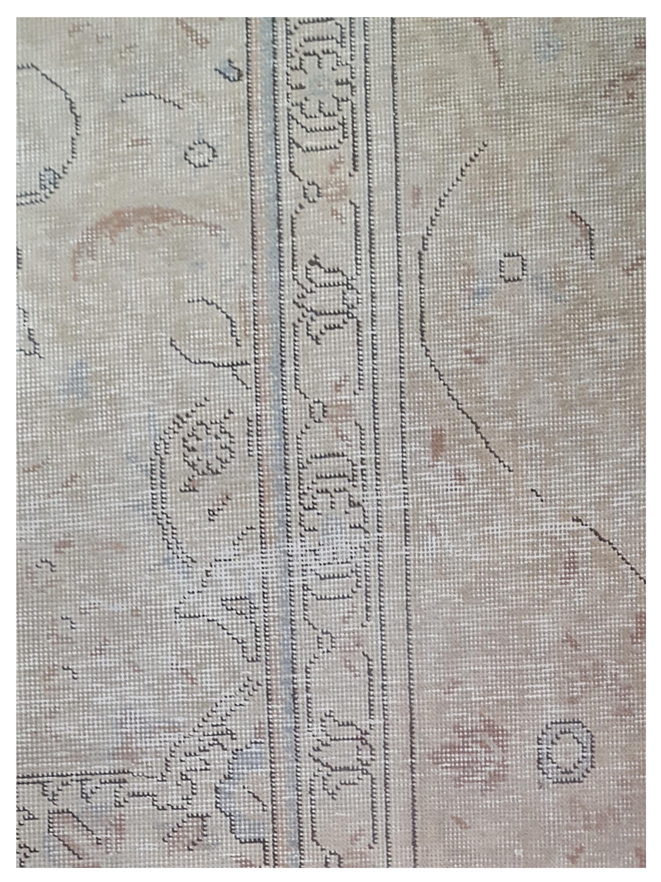 Vintage Hand Knotted Ivory 9x12 - Image 3 of 5