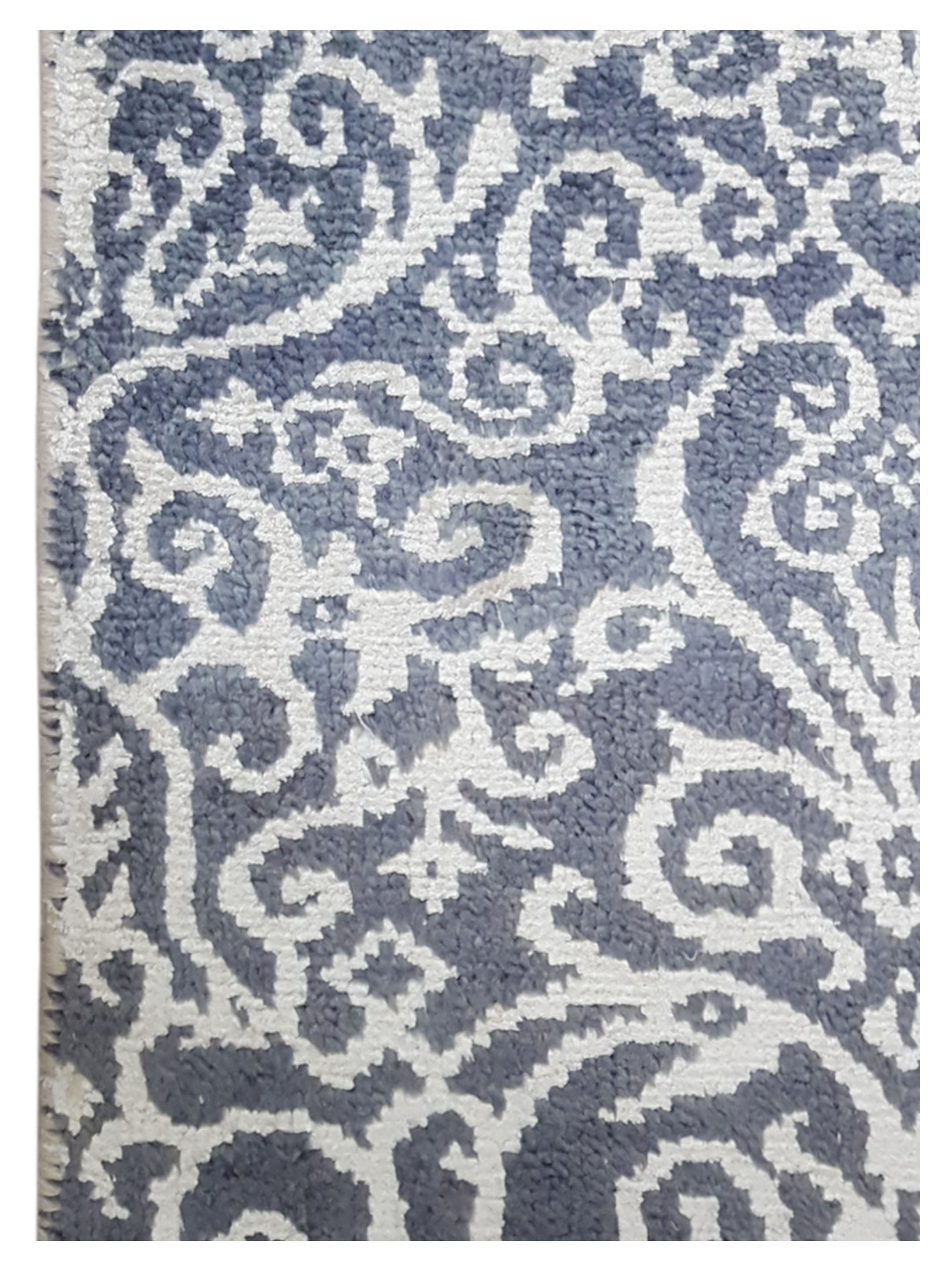 Modern Hand Knotted Lt.Grey 2x3 - Image 4 of 4