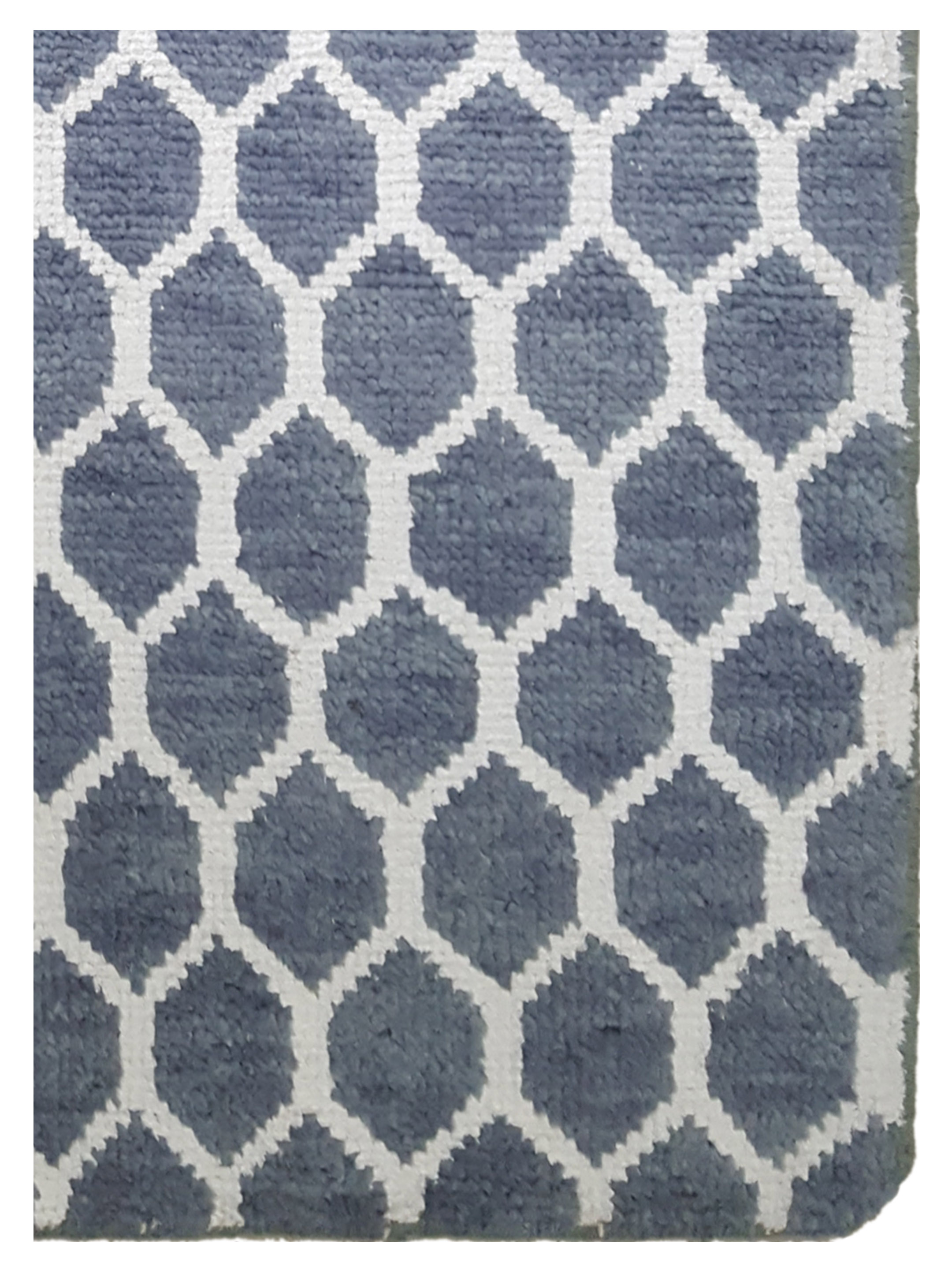 Modern Hand Knotted Lt.Grey - Image 3 of 4