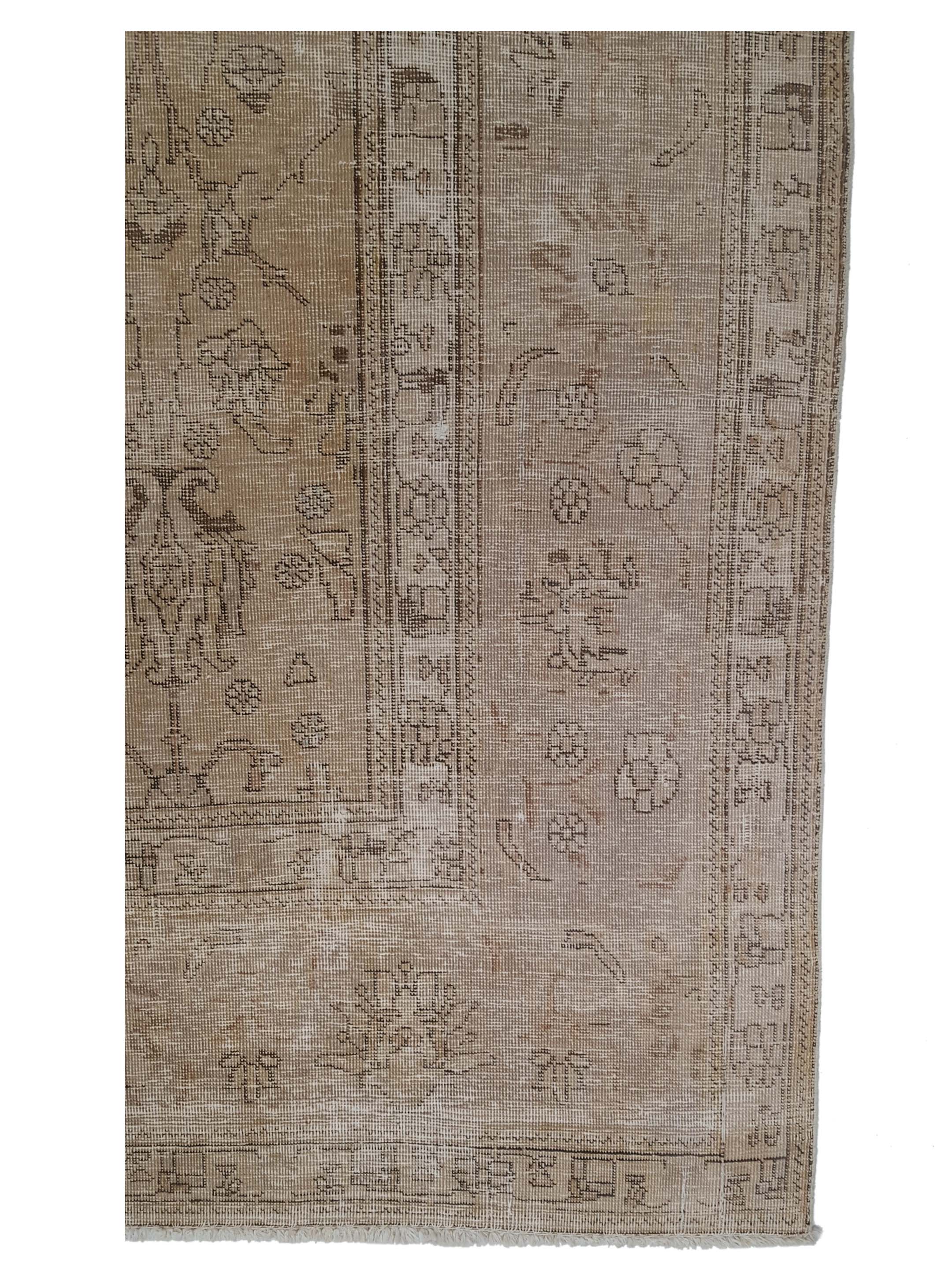 Vintage Hand Knotted Ivory 11x11 - Image 3 of 5