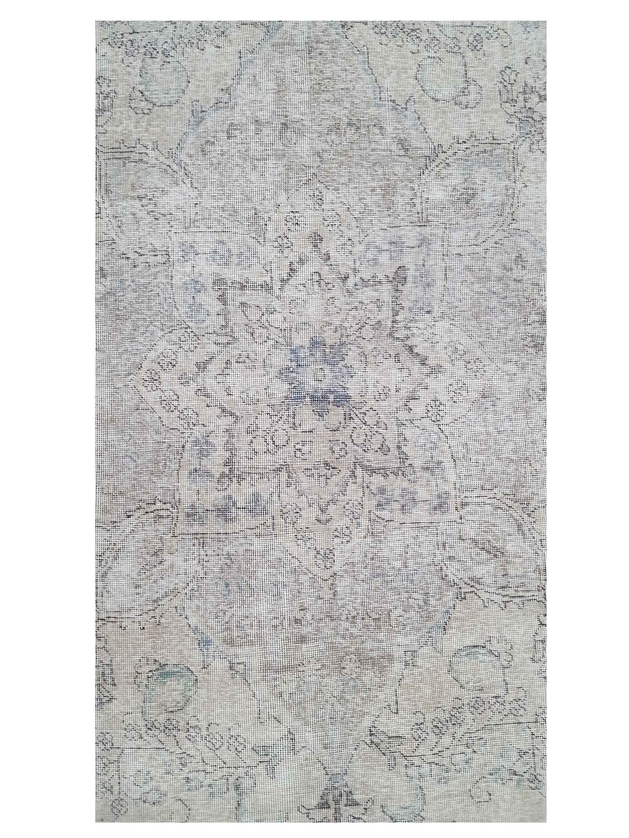 Vintage Hand Knotted Ivory 10x13 - Image 4 of 5