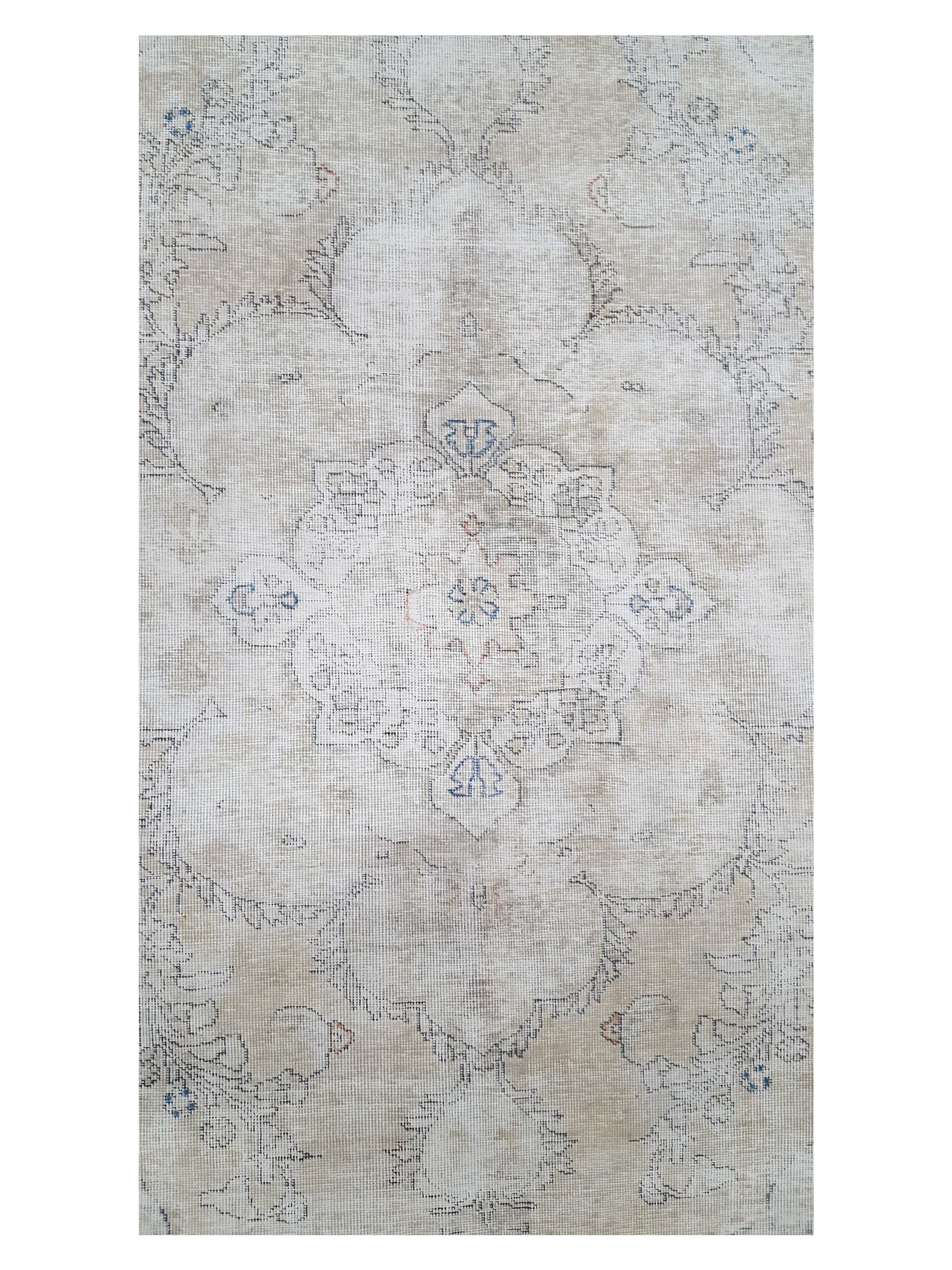 Vintage Hand Knotted Ivory 10x10 - Image 4 of 5