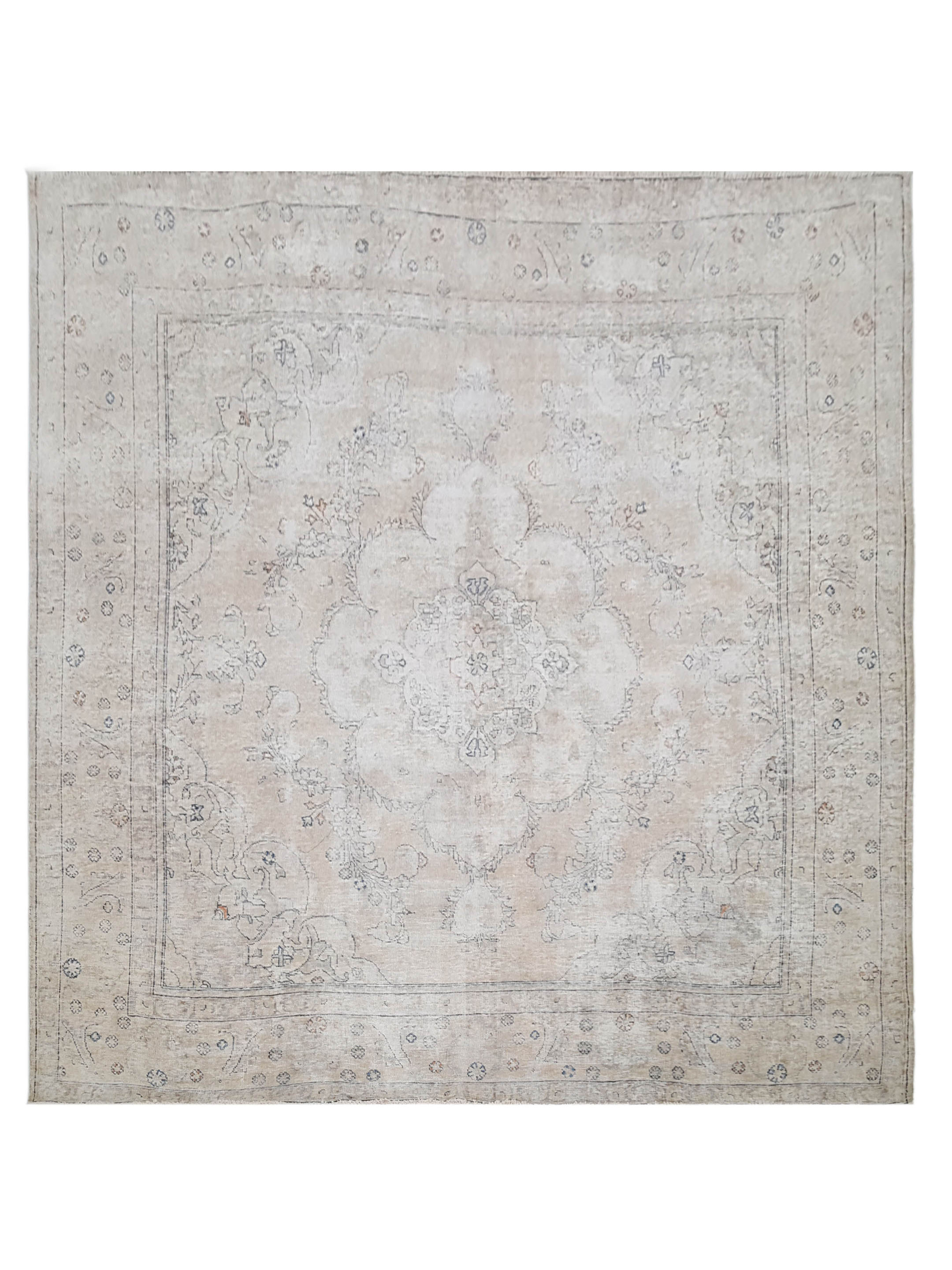 Vintage Hand Knotted Ivory 10x10