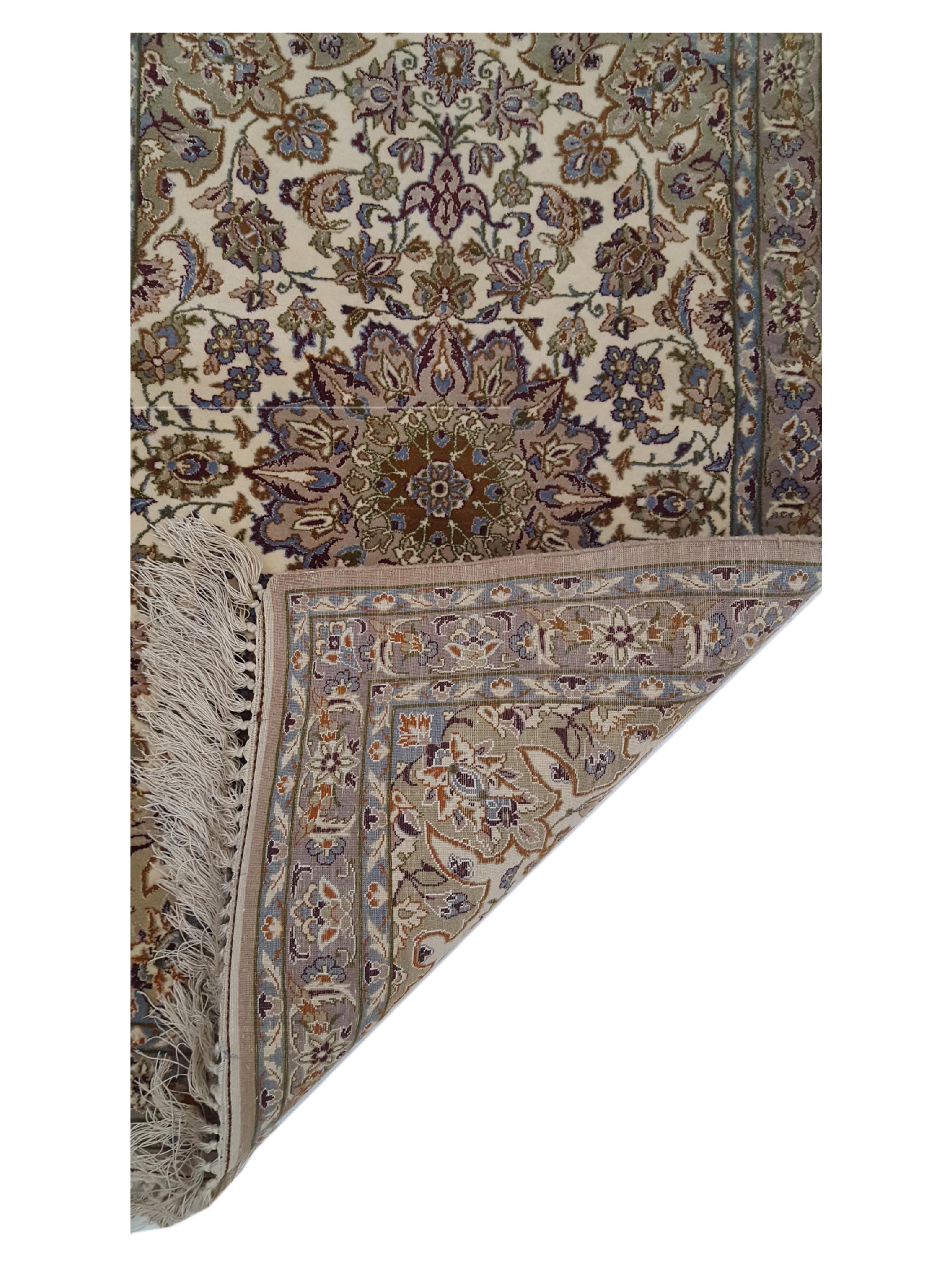 Antique Esfahan Ivory 2x3 - Image 4 of 4