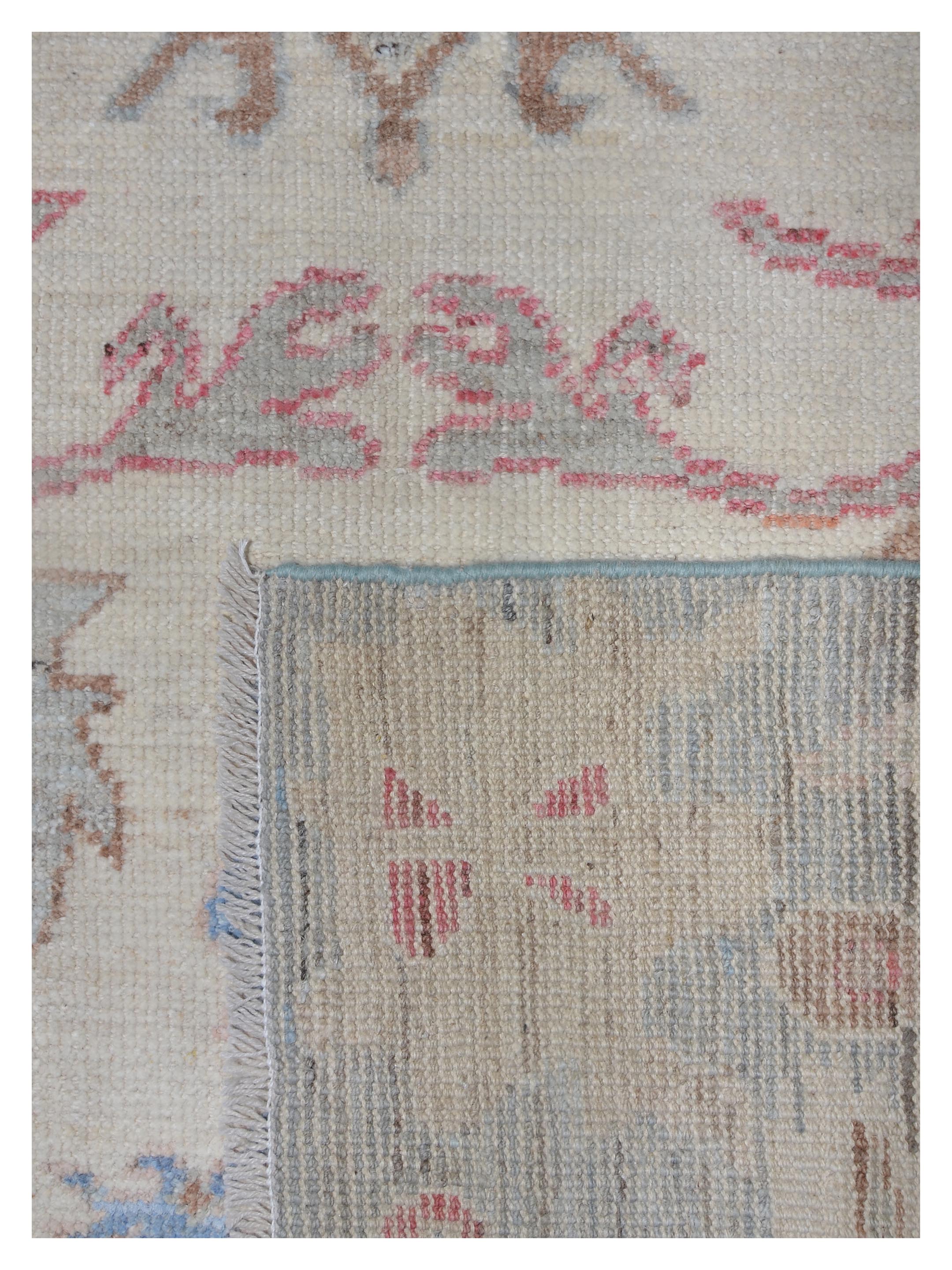 Ushak Wool Weft Hand Knotted Ivory 4x6 - Image 5 of 6