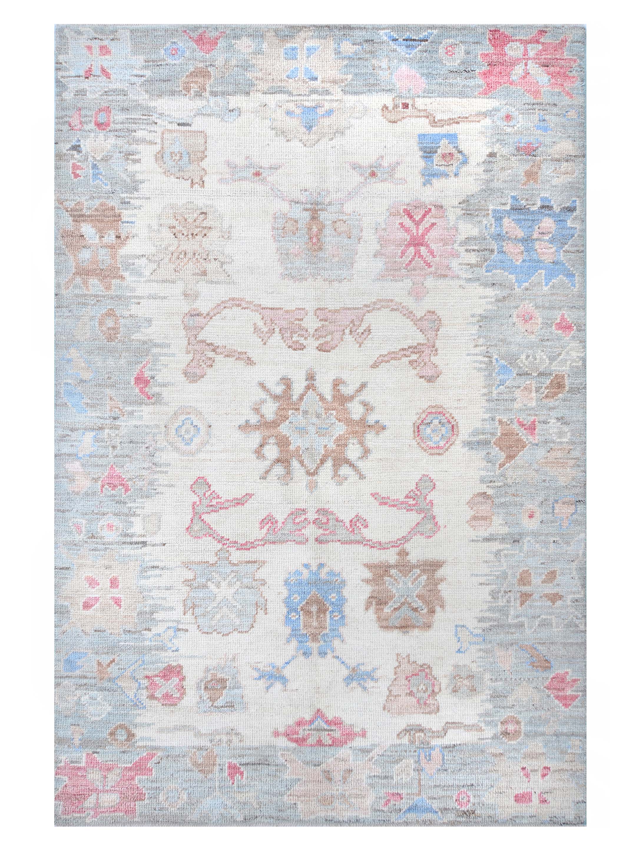 Ushak Wool Weft Hand Knotted Ivory 4x6