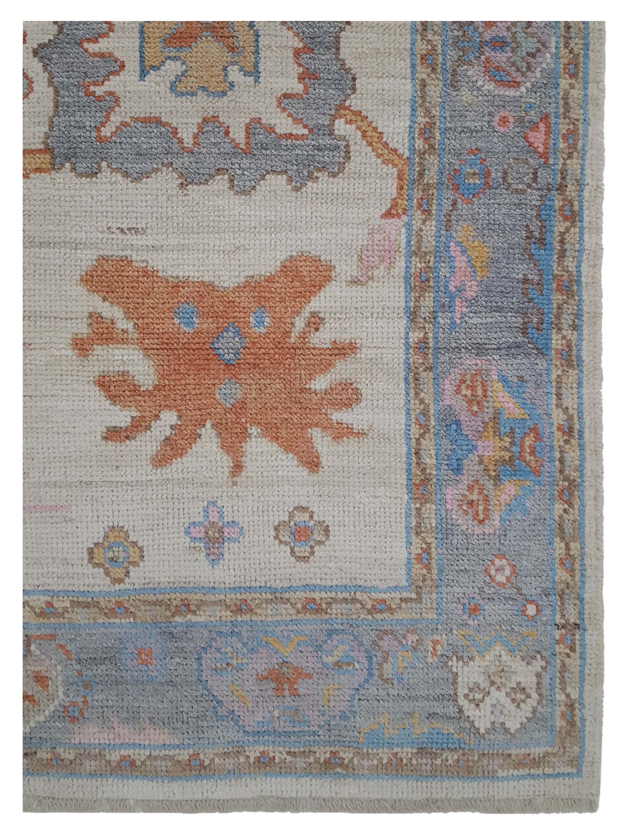 Ushak Wool Weft Hand Knotted Ivory 4x6 - Image 3 of 4