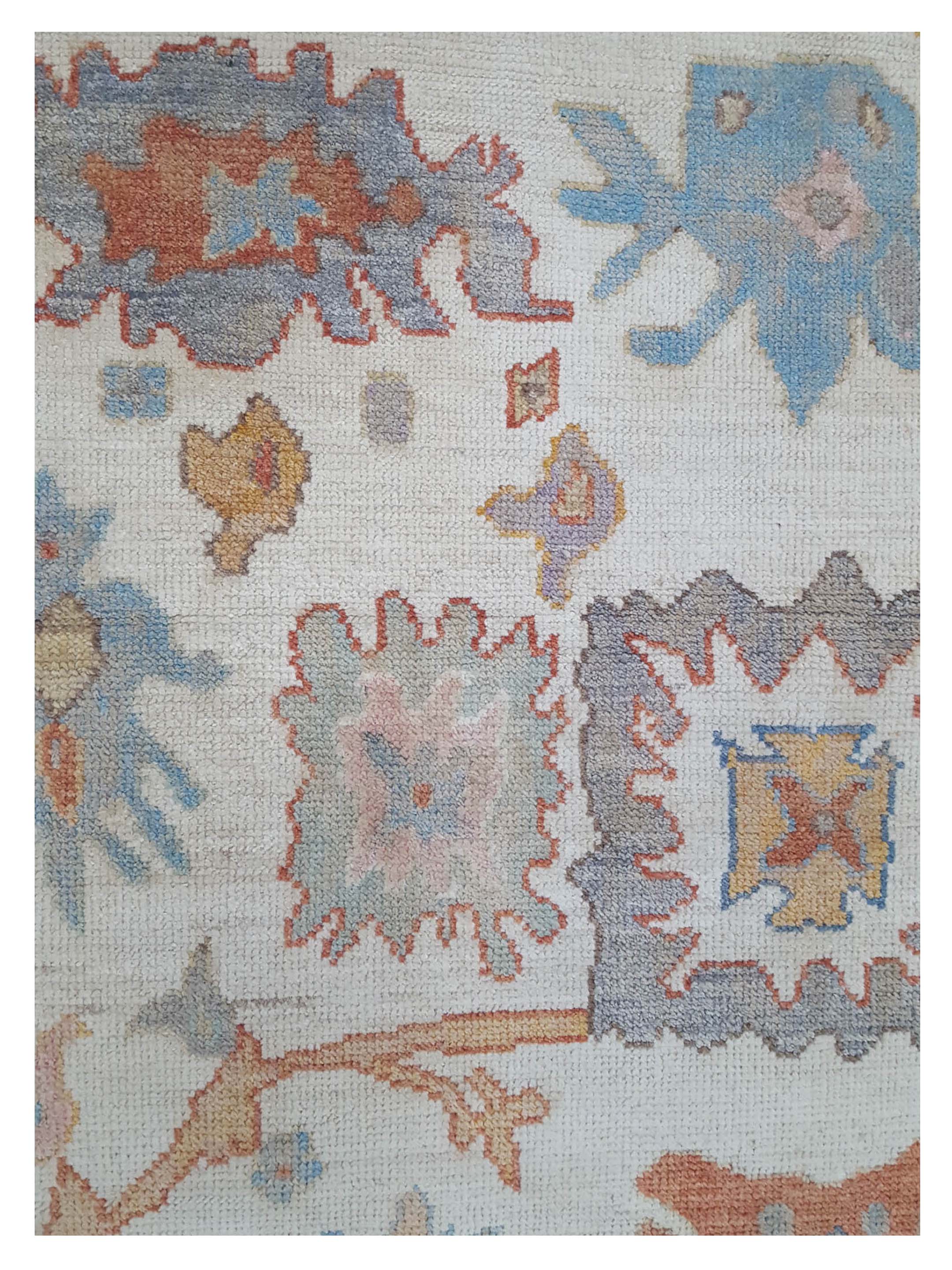 Ushak Wool Weft Hand Knotted Ivory 4x6 - Image 4 of 5