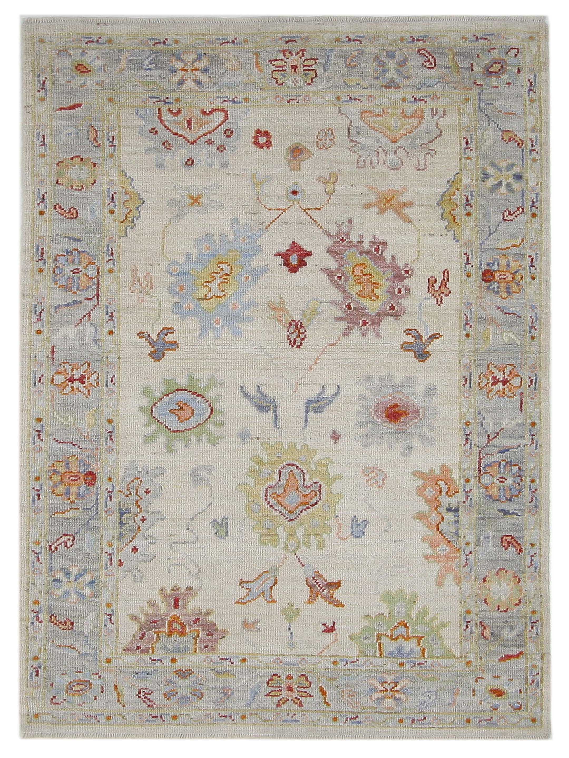 Ushak Wool Weft Hand Knotted Ivory 4x6