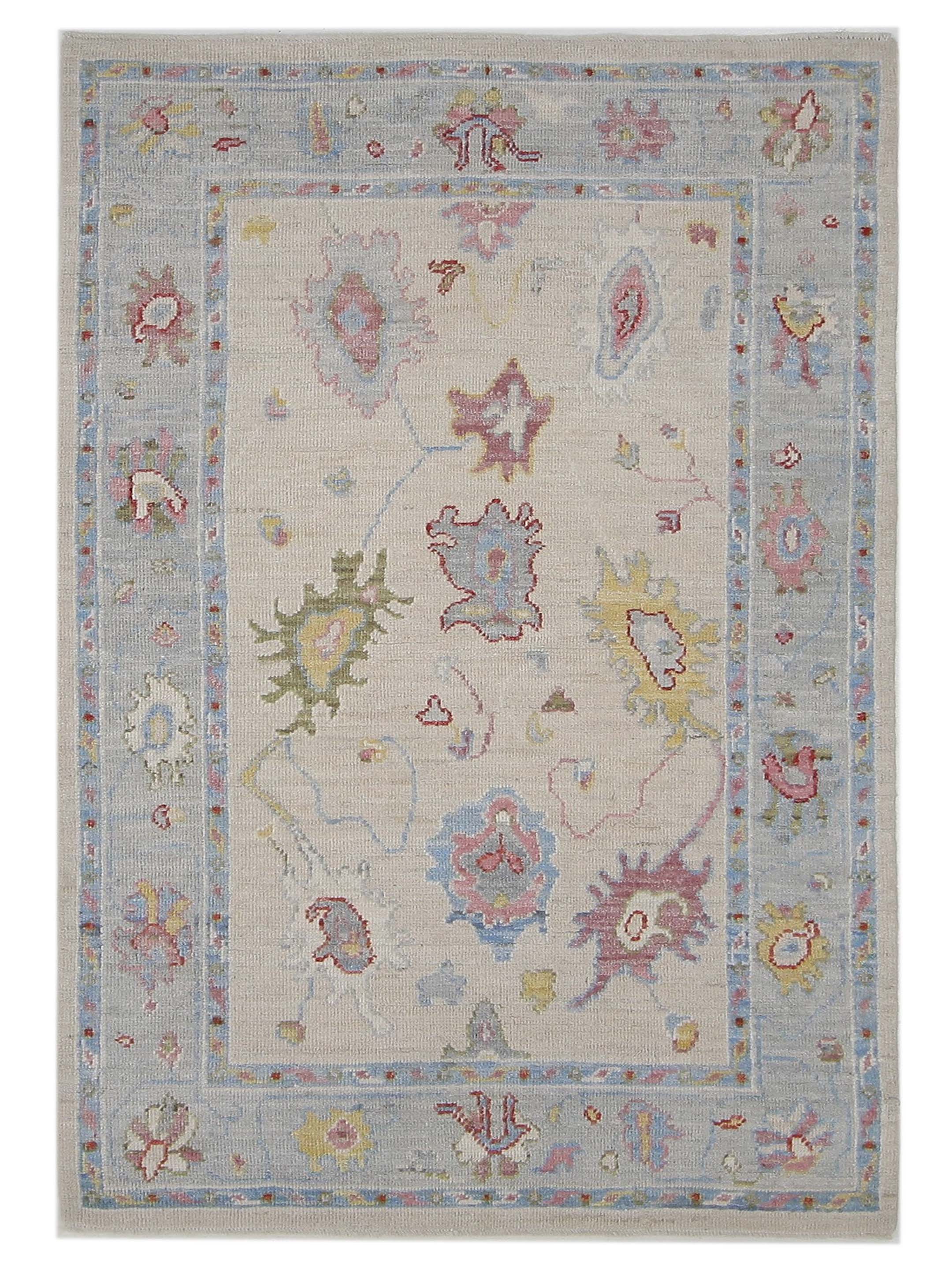 Ushak Wool Weft Hand Knotted Ivory 4x6