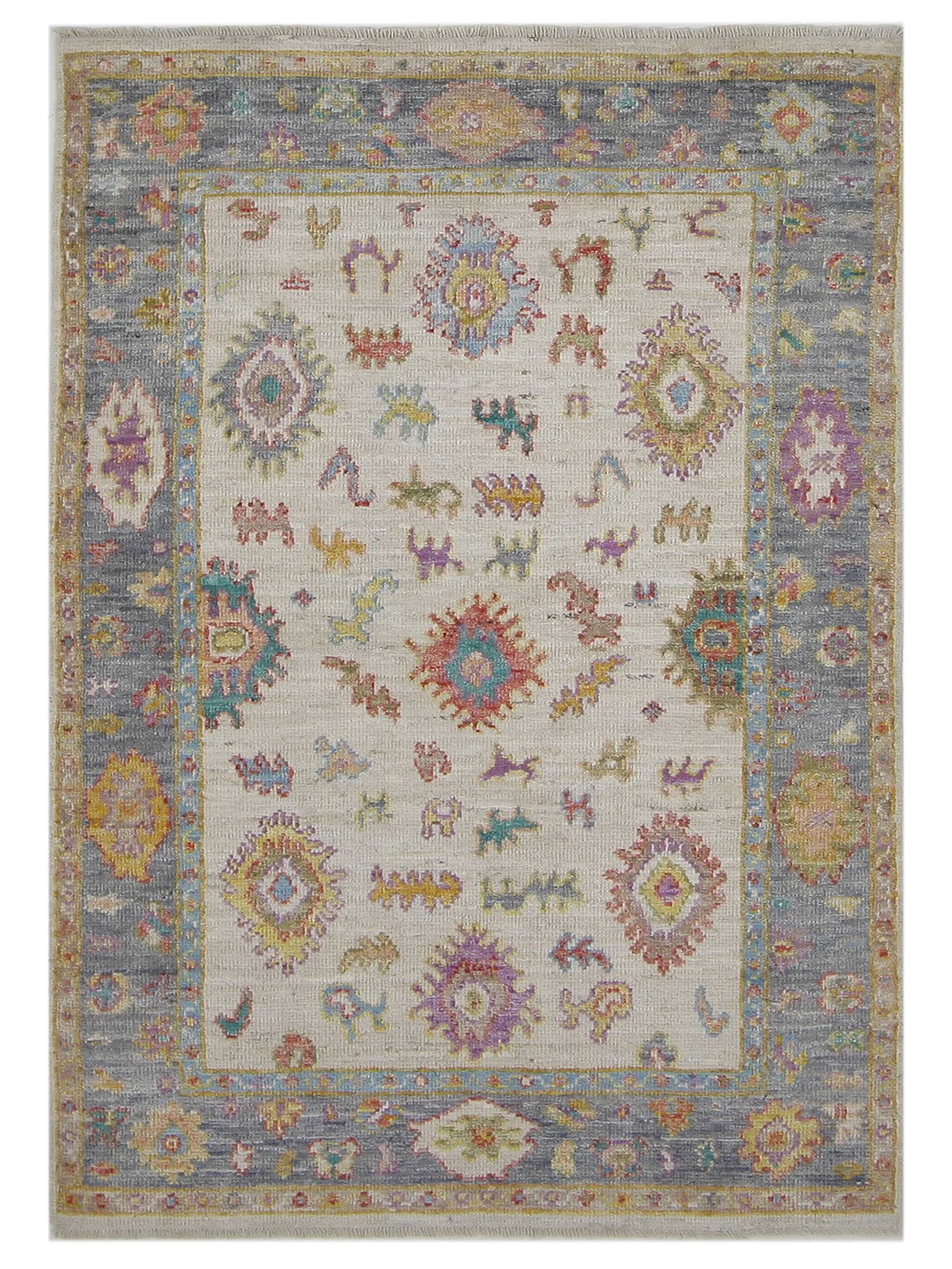 Ushak Wool Weft Hand Knotted Ivory 4x6