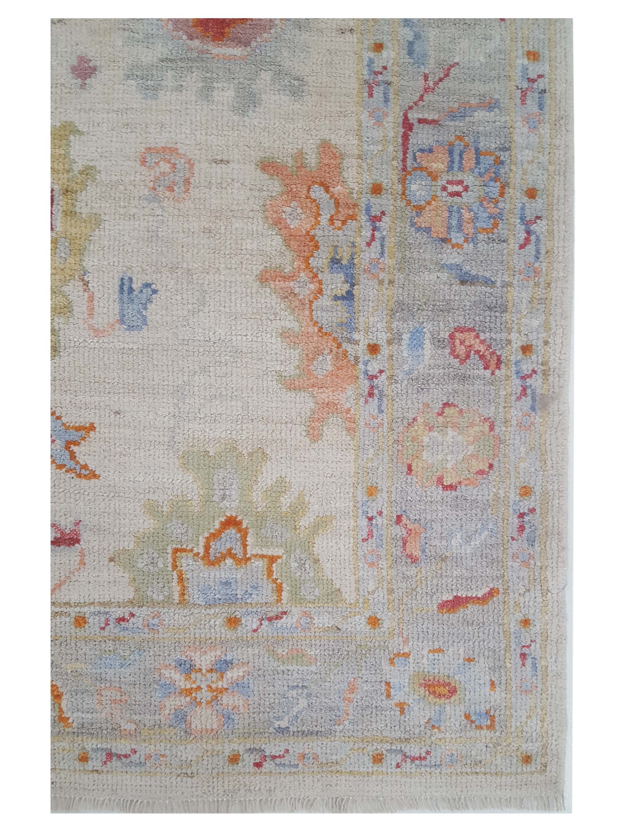 Ushak Wool Weft Hand Knotted Ivory 4x6 - Image 3 of 5