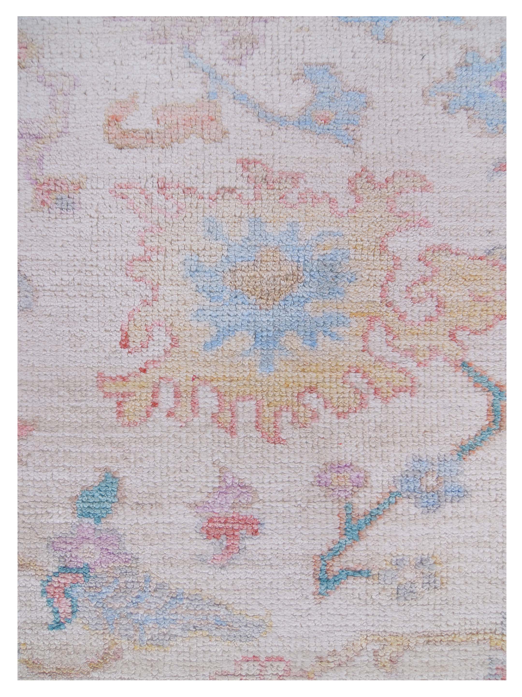 Ushak Wool Weft Hand Knotted Ivory 8x10 - Image 4 of 5