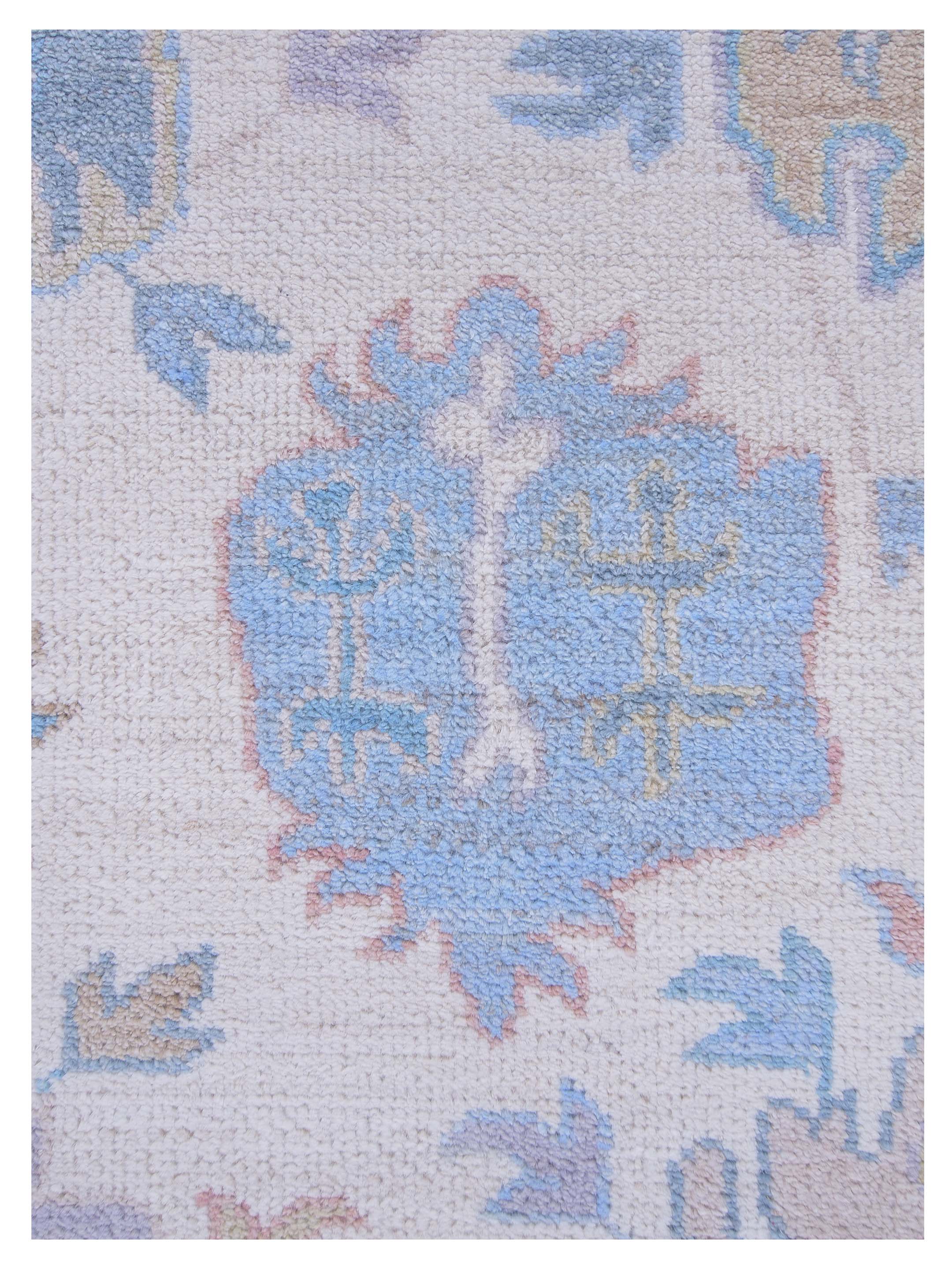 Ushak Wool Weft Hand Knotted Ivory 8x10 - Image 4 of 5