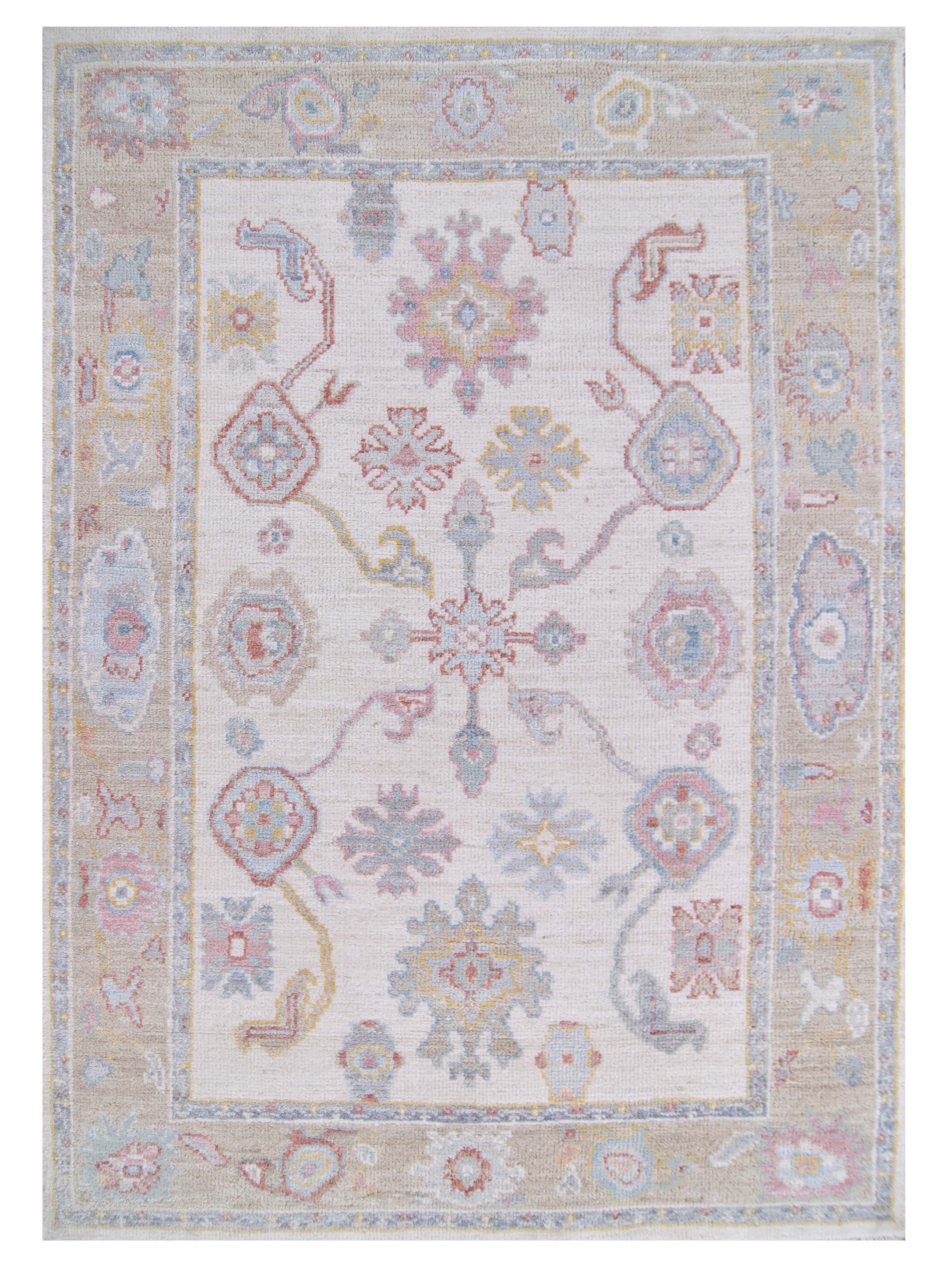 Ushak Wool Weft Hand Knotted Ivory 4x6