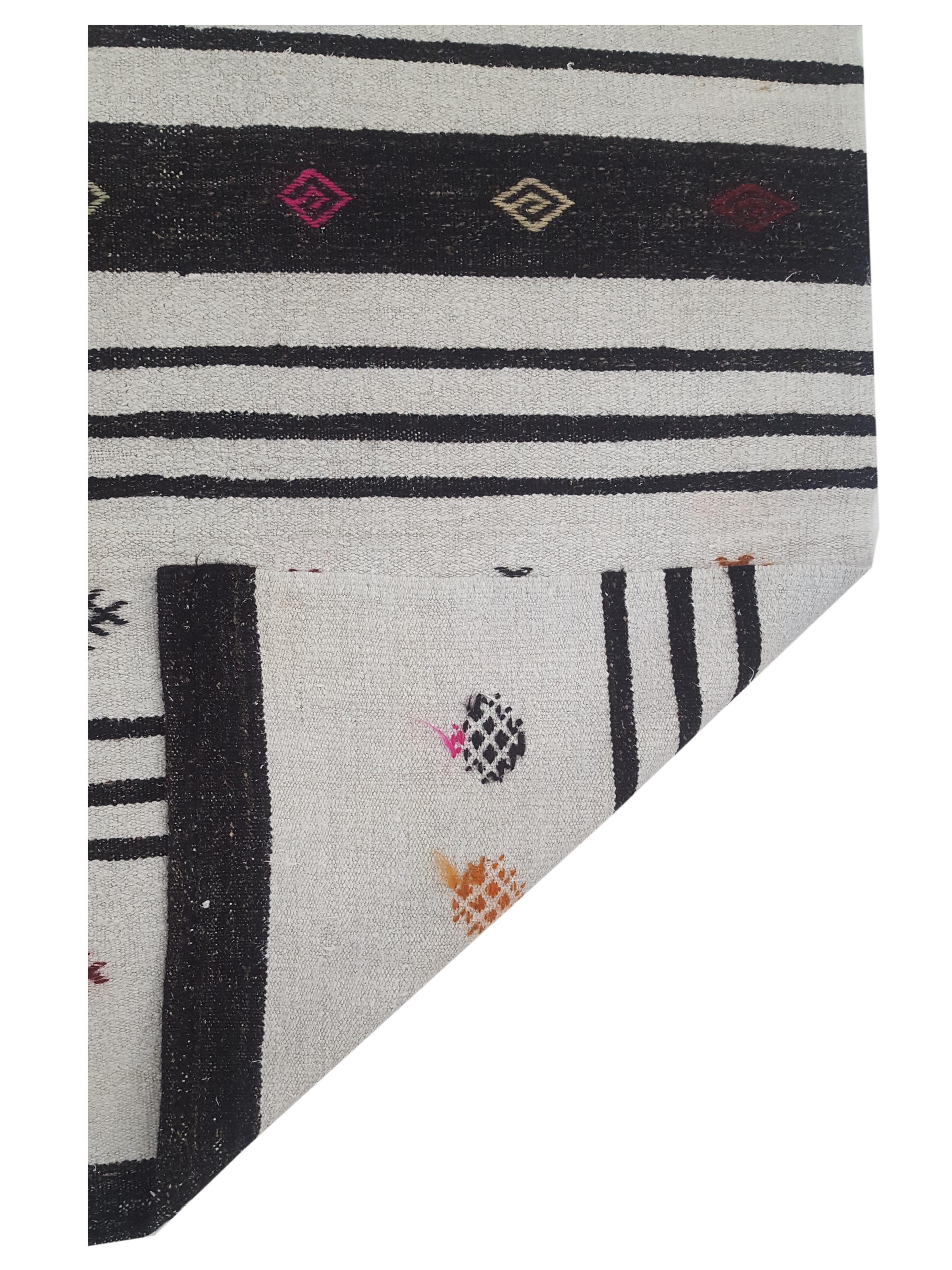 Malaga Flatweave Ivory 7x9 - Image 4 of 5