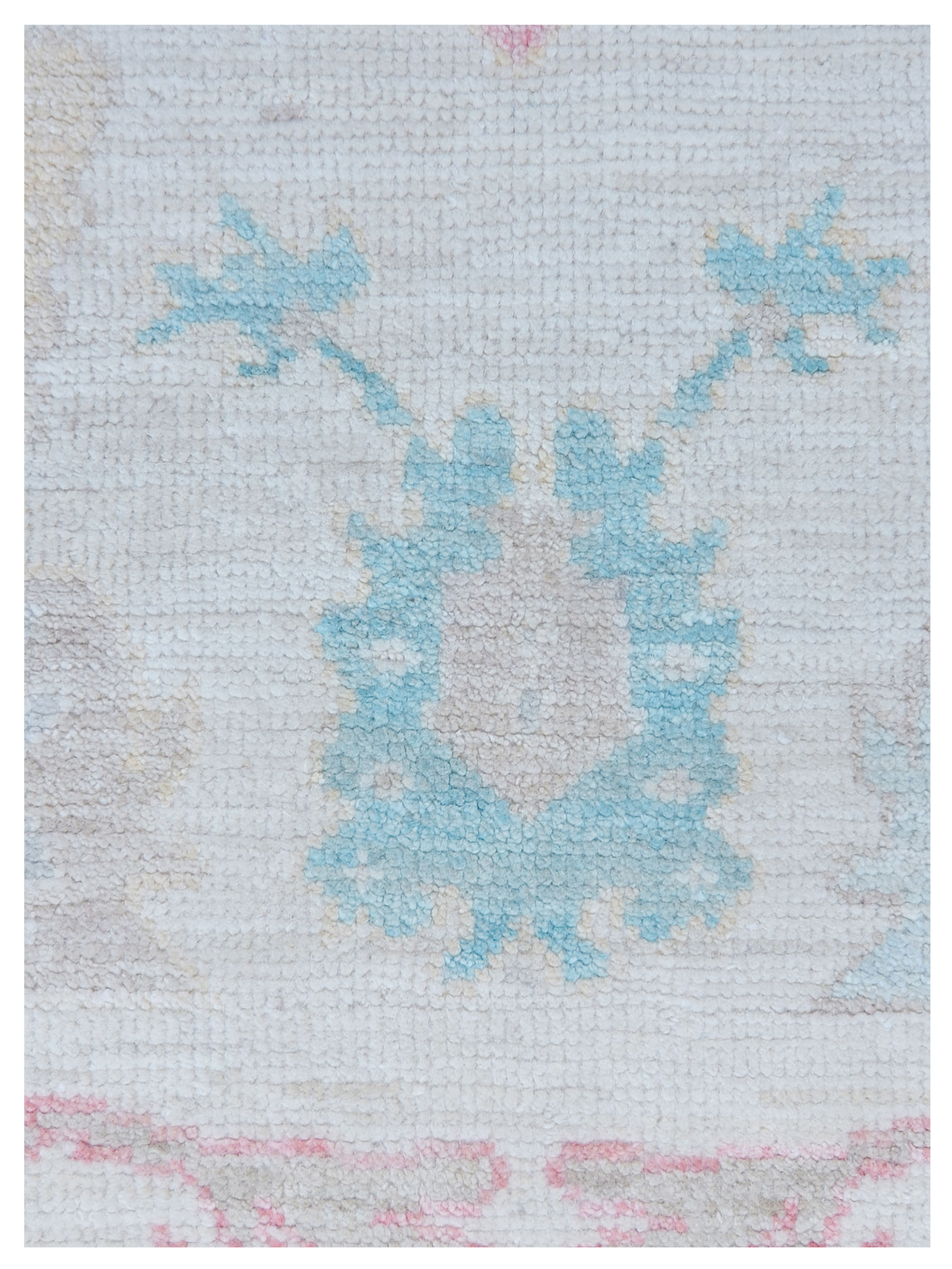 Ushak Wool Weft Hand Knotted Ivory 4x6 - Image 3 of 4