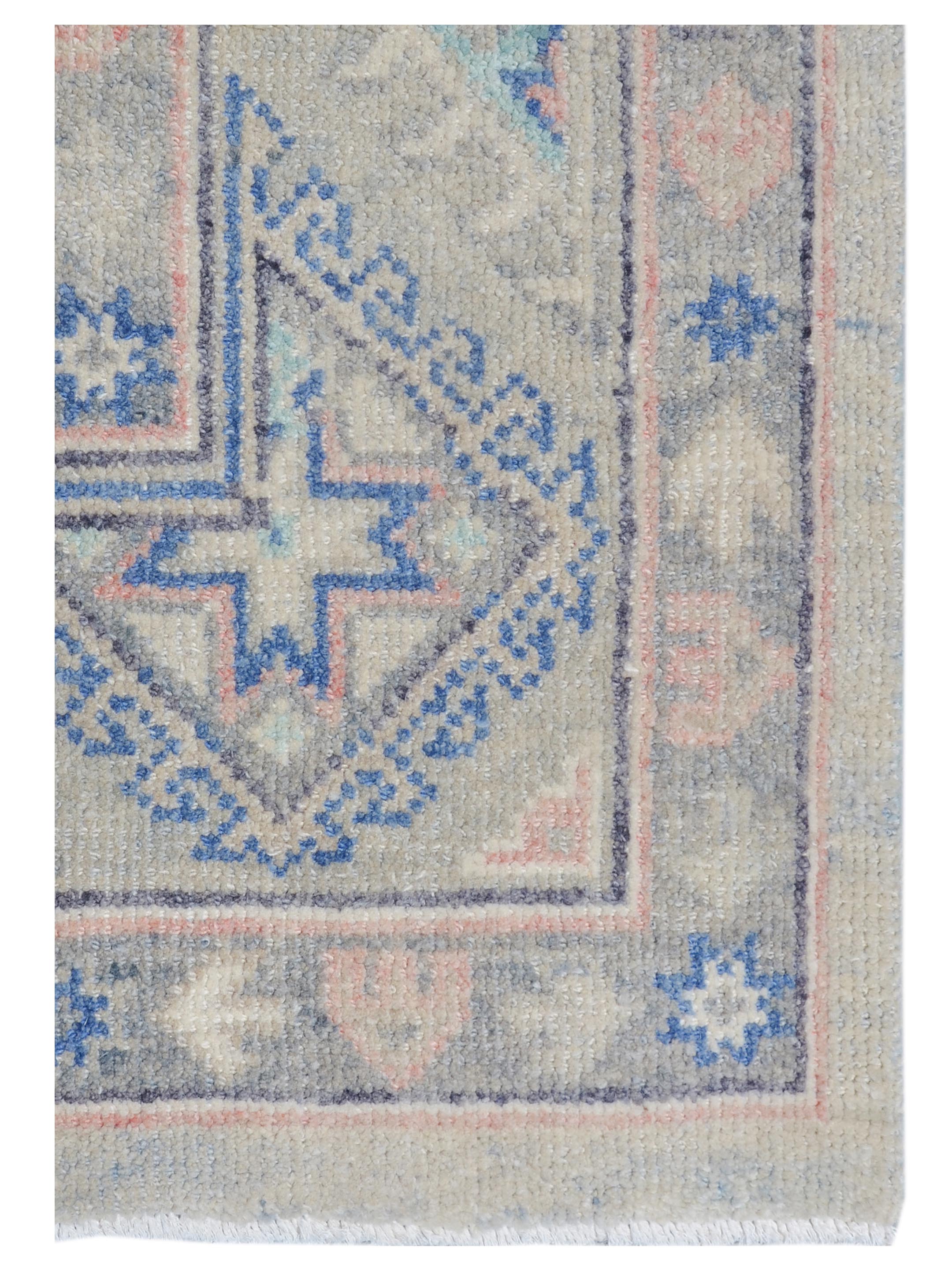 Ushak Hand Knotted Ivory 9x12 - Image 4 of 5
