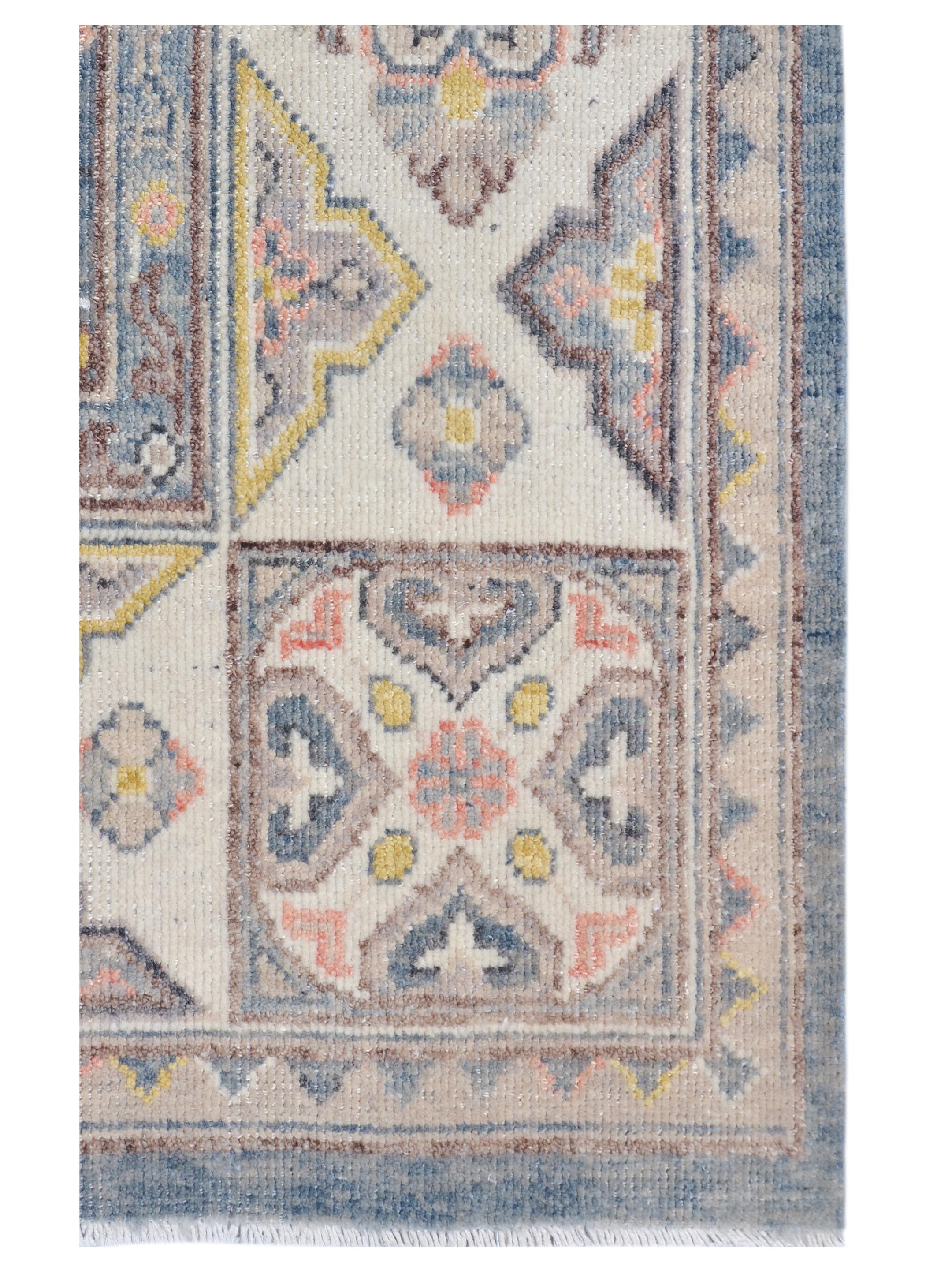 Ushak Hand Knotted Grey 10x14 - Image 4 of 5