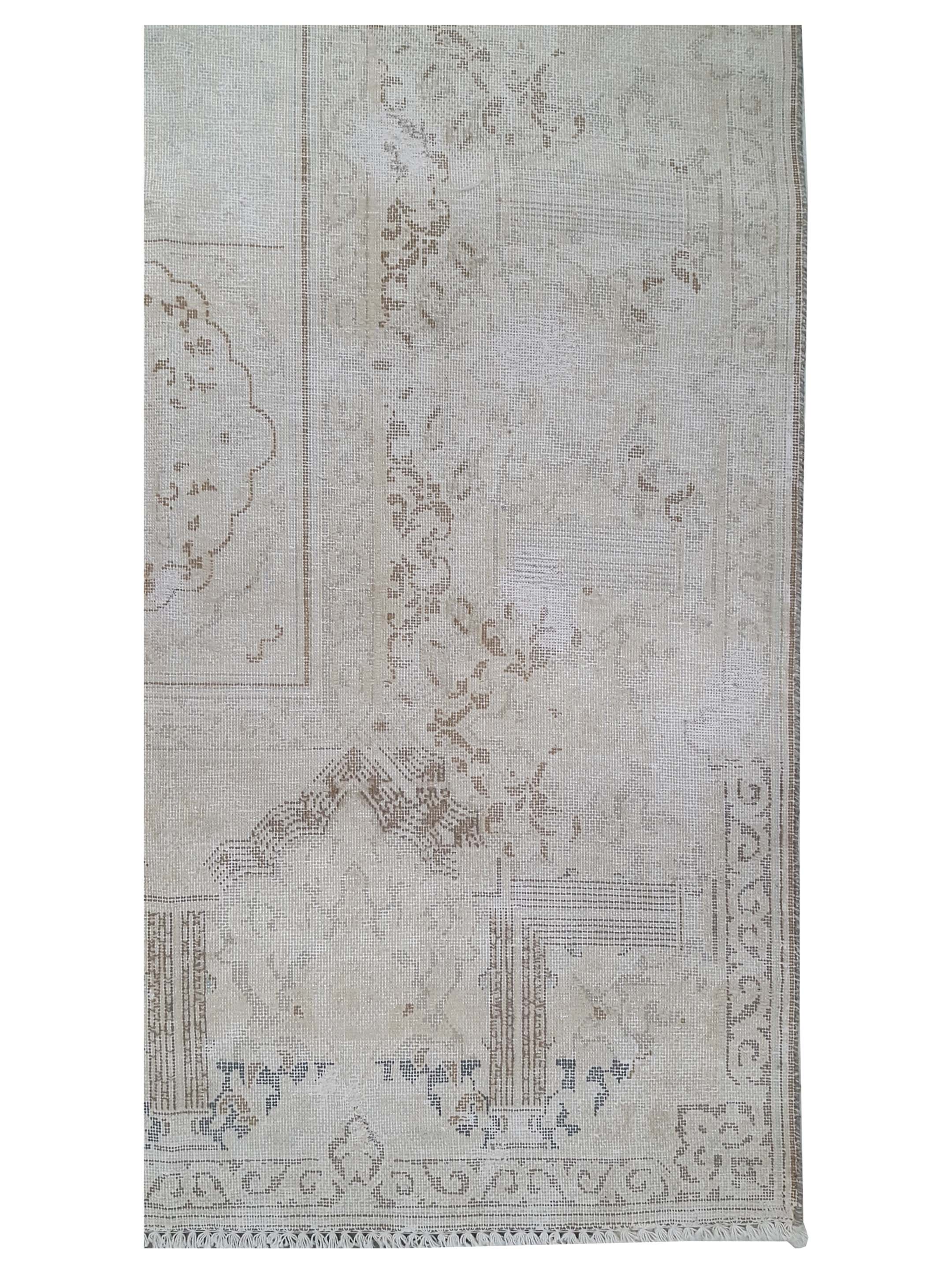 Vintage Hand Knotted Ivory 9x13 - Image 2 of 2