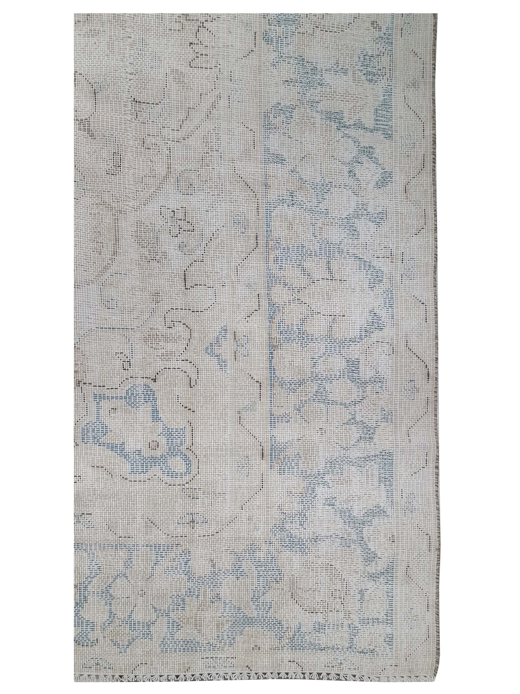 Vintage Hand Knotted Ivory 9x12 - Image 2 of 3