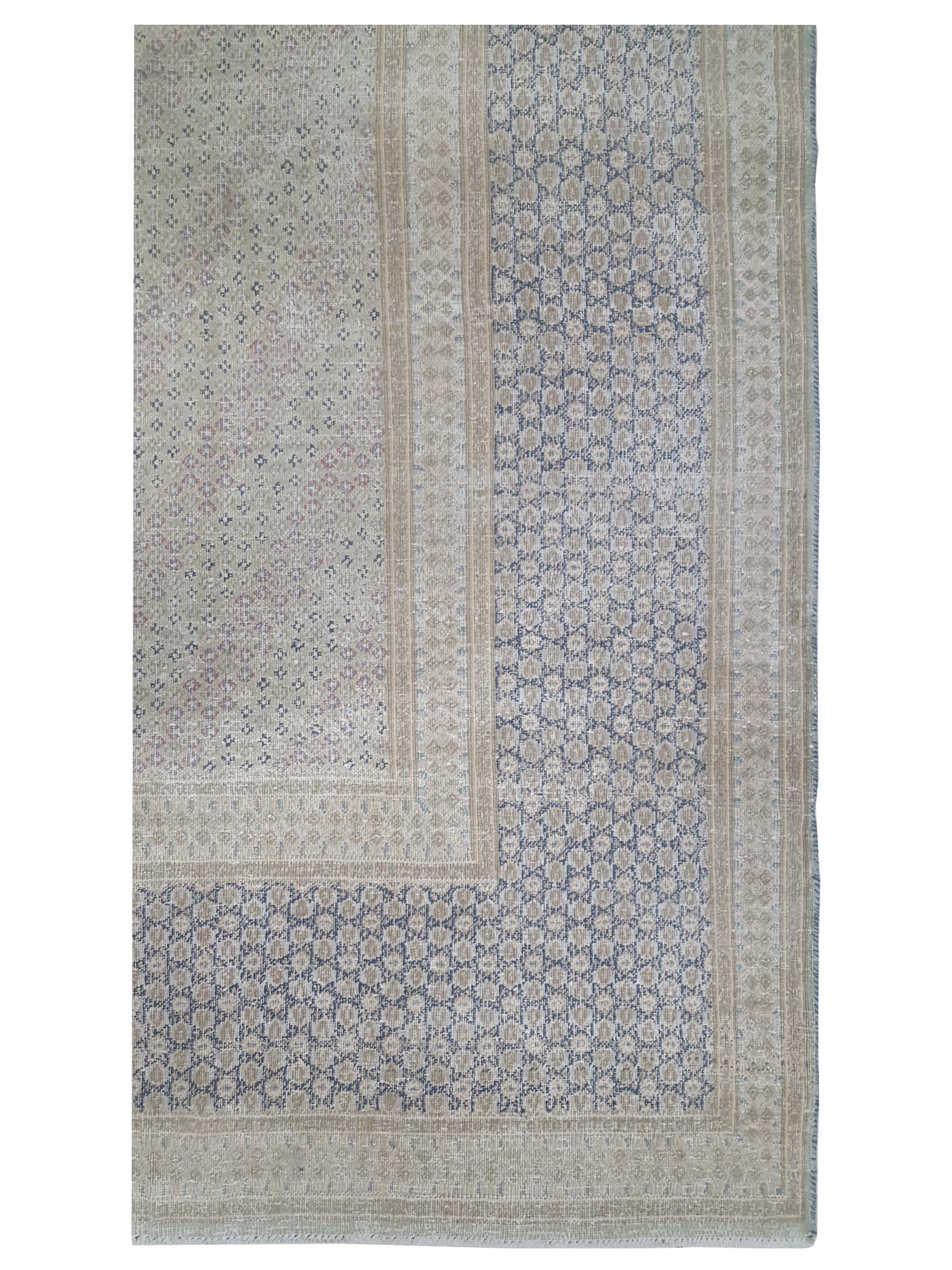 Vintage Hand Knotted Ivory 8x11 - Image 2 of 2