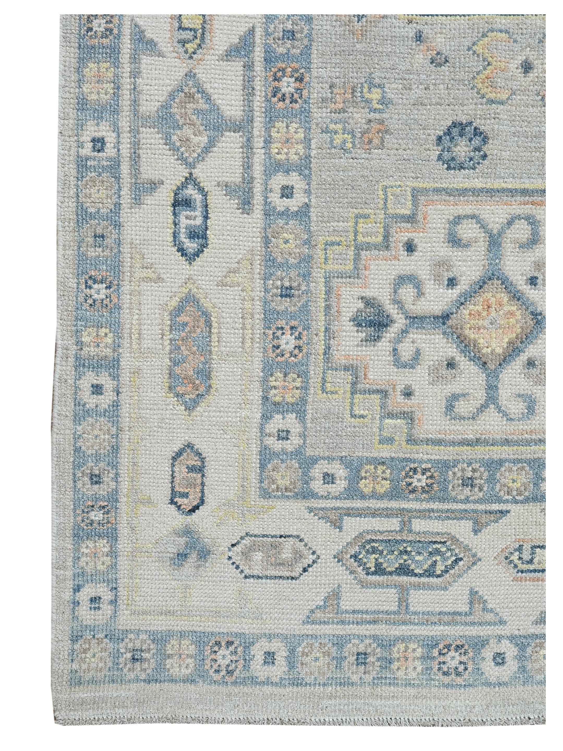 Ushak Hand Knotted Lt.Grey 8x10 - Image 2 of 4