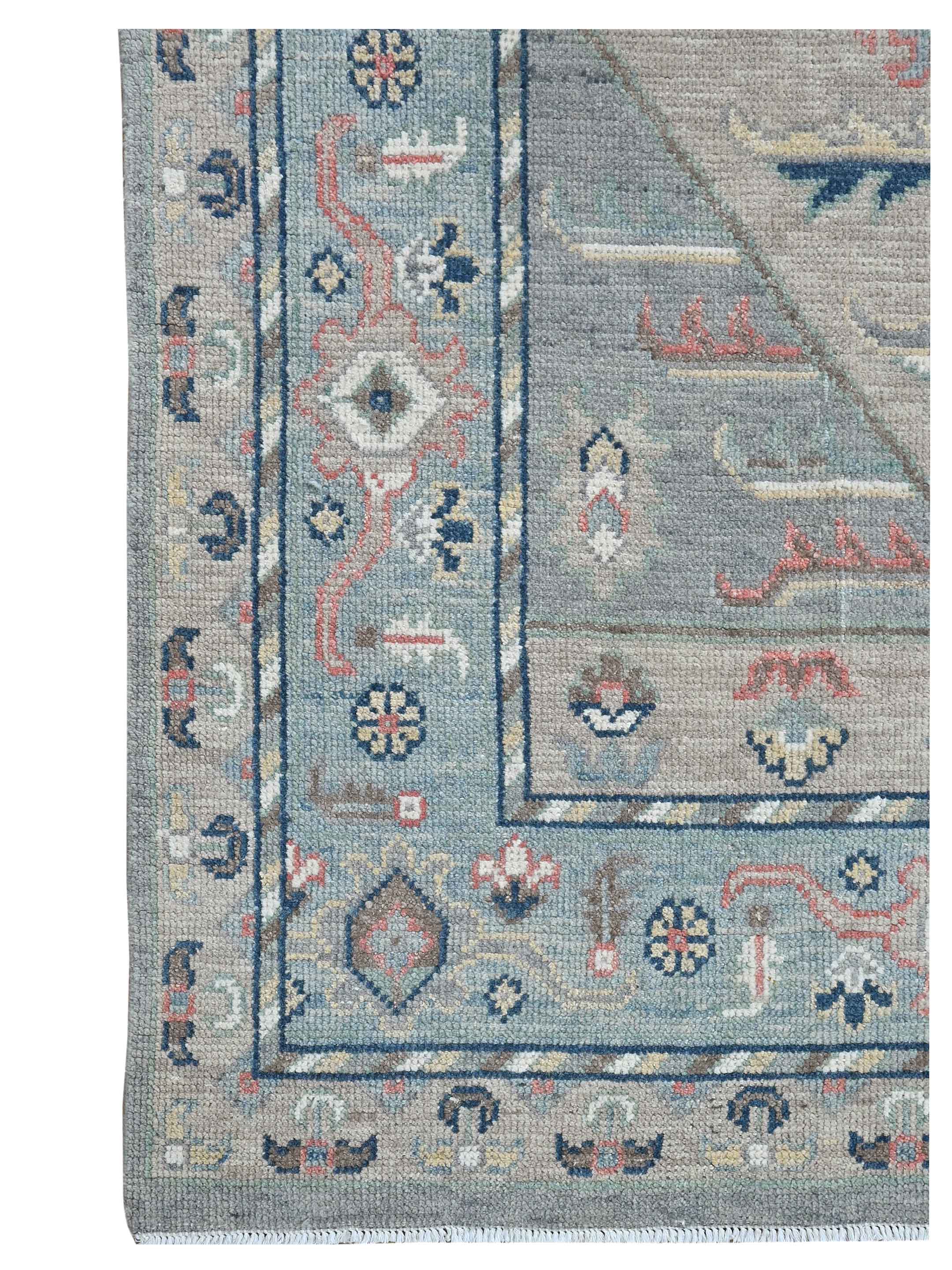 Ushak Hand Knotted Lt.Grey 9x12 - Image 2 of 4