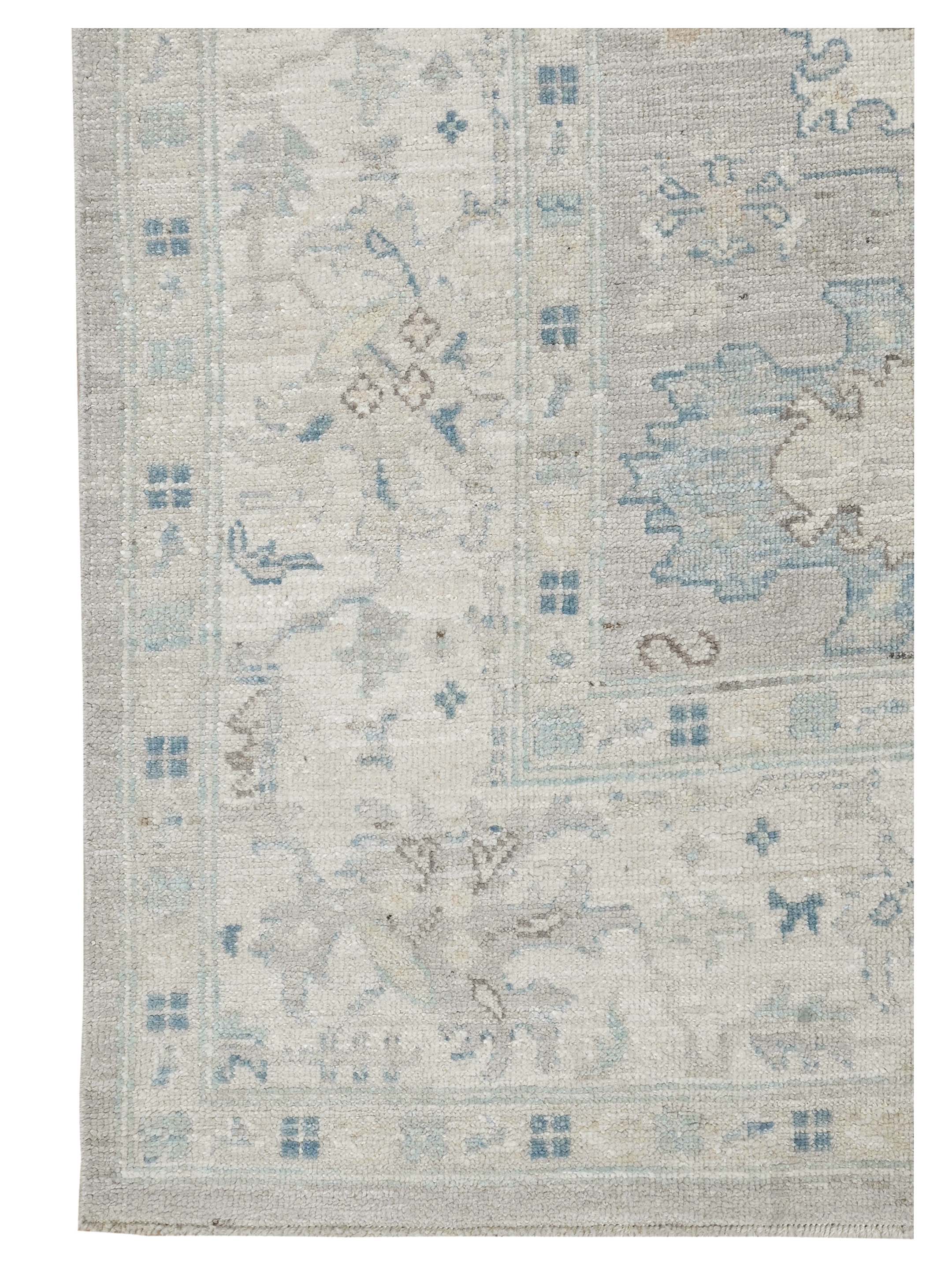 Ushak Wool Weft Hand Knotted Lt.Grey 8x10 - Image 2 of 4