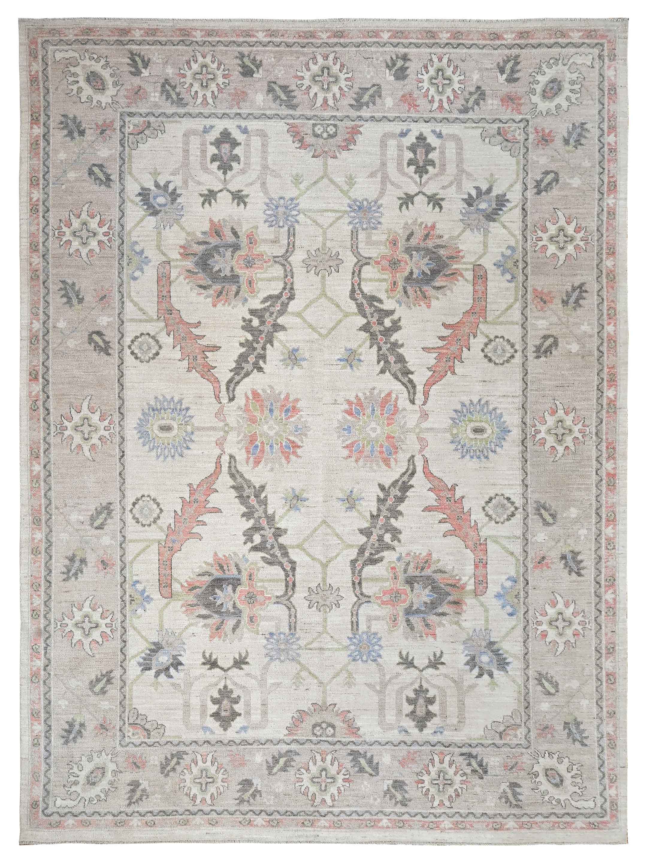 Ushak Wool Weft Hand Knotted Ivory 9x12