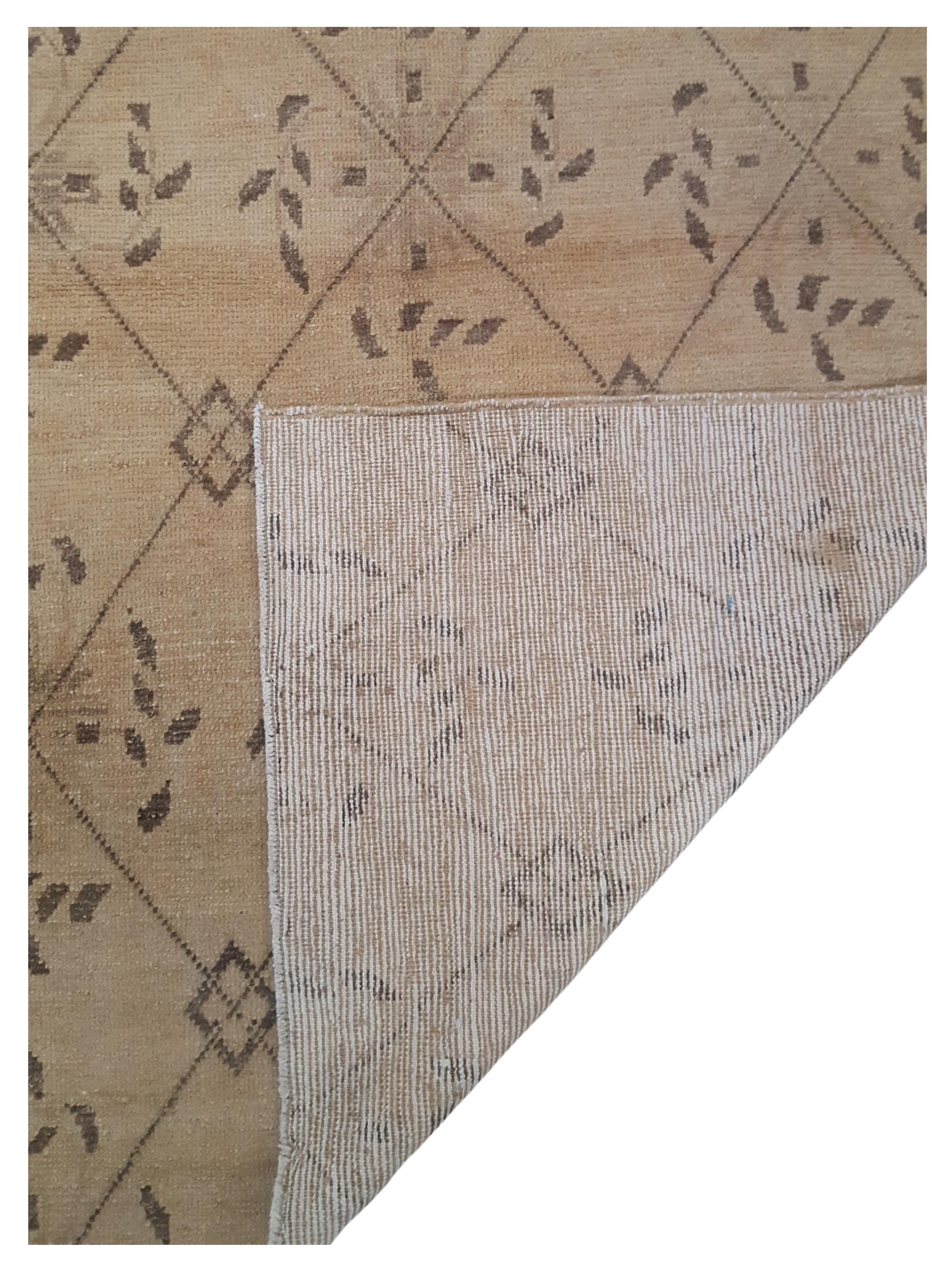 Anatolia Hand Knotted Beige 4x6 - Image 4 of 4