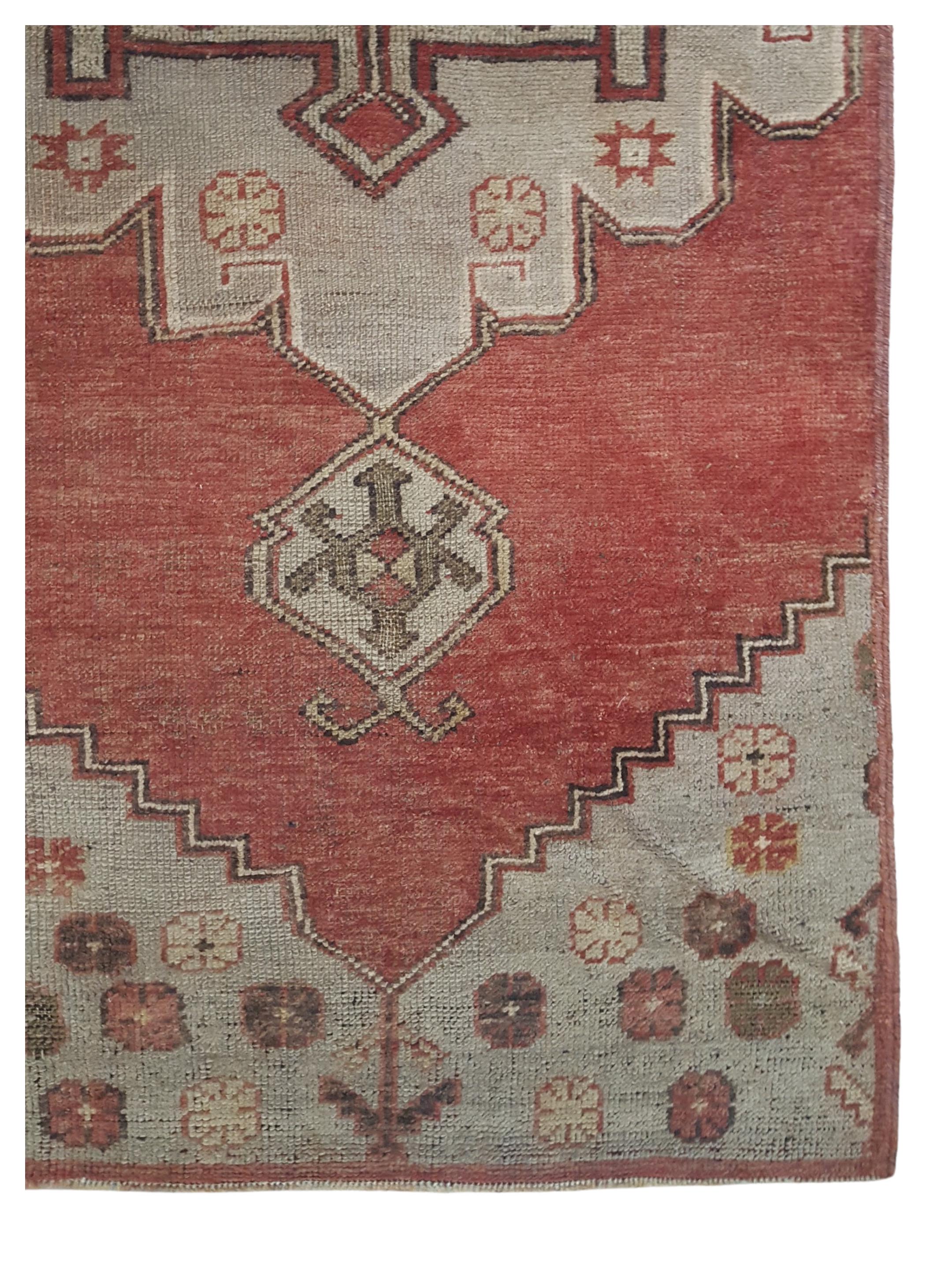 Anatolia Hand Knotted Red 3x11 - Image 3 of 4