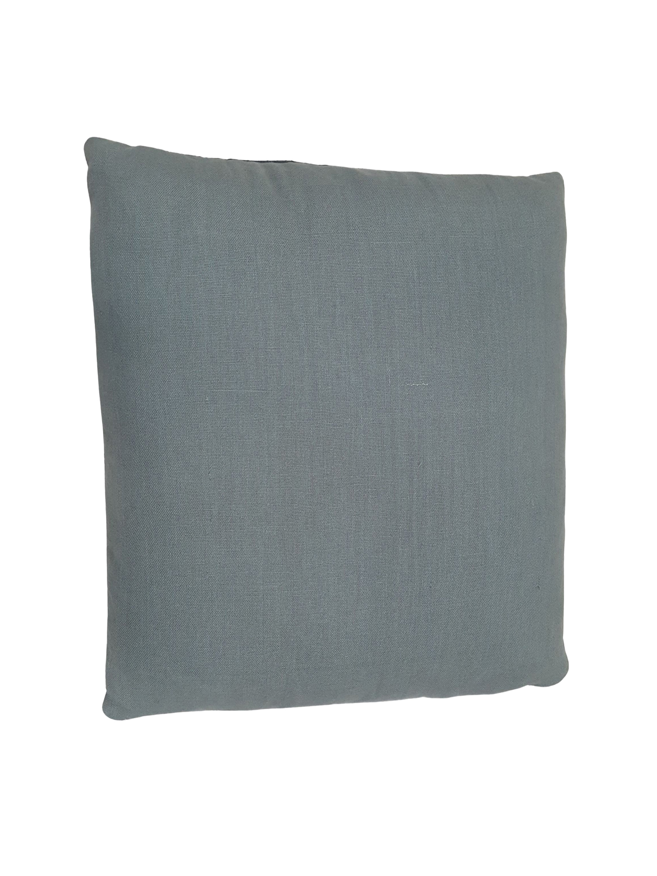 Vintage Quilt Pillow Hand Knotted Grey 3x3 - Image 3 of 3