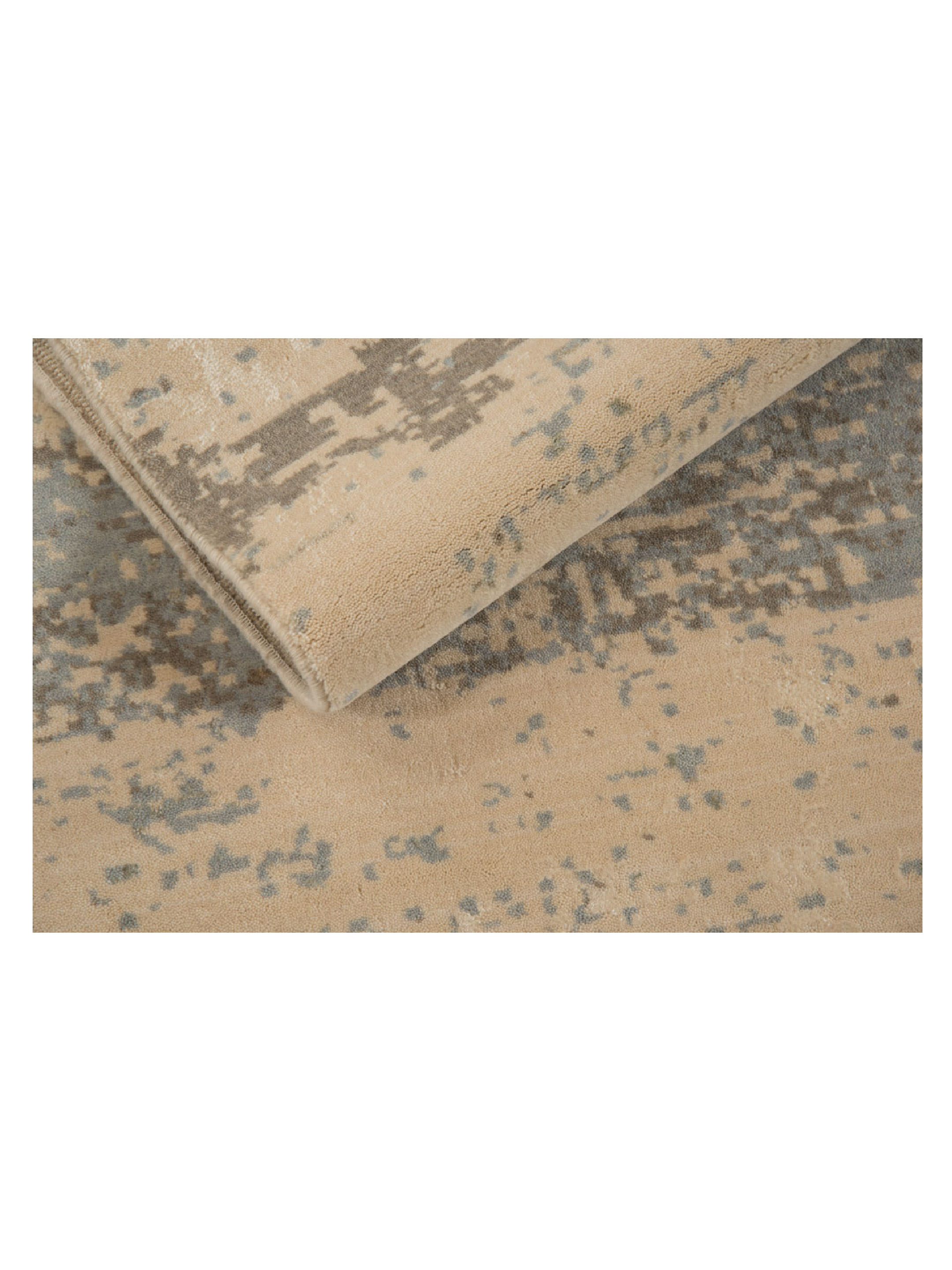 Himalaya Wilton Ivory 5x8